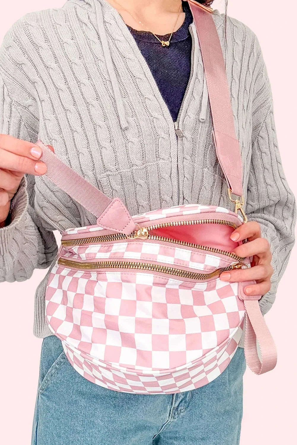 Color black Checkered Print Wide Strap Large Crossbody Bag