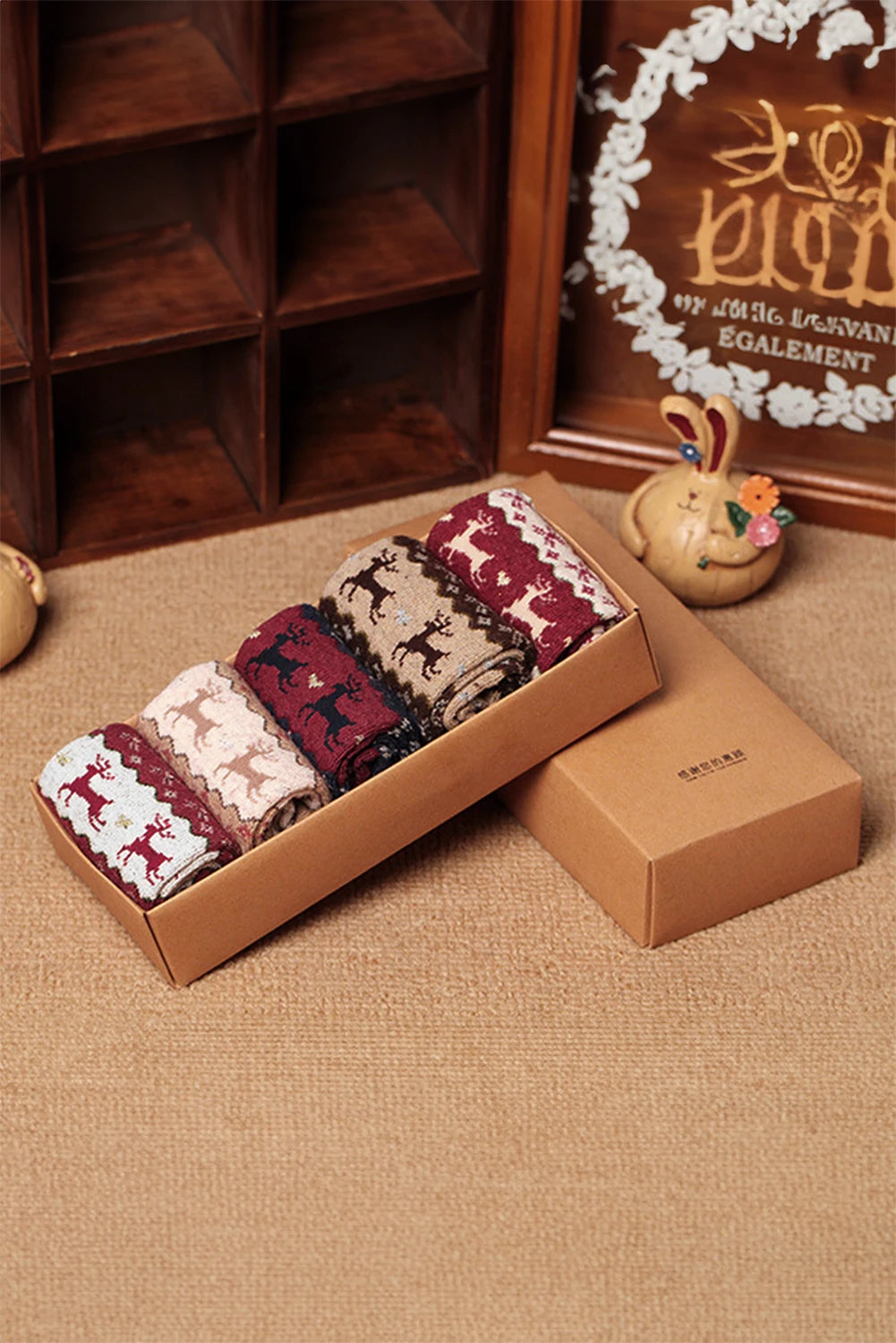 Parchment 5 Pairs Christmas Fashion Reindeer Geometric Print Socks in A Box