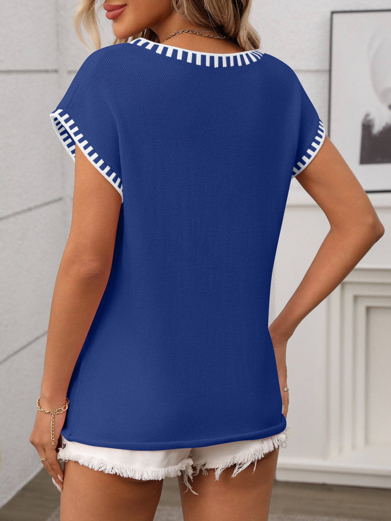 2025 Summer V-Neck Sleeveless Solid Knit Pullover