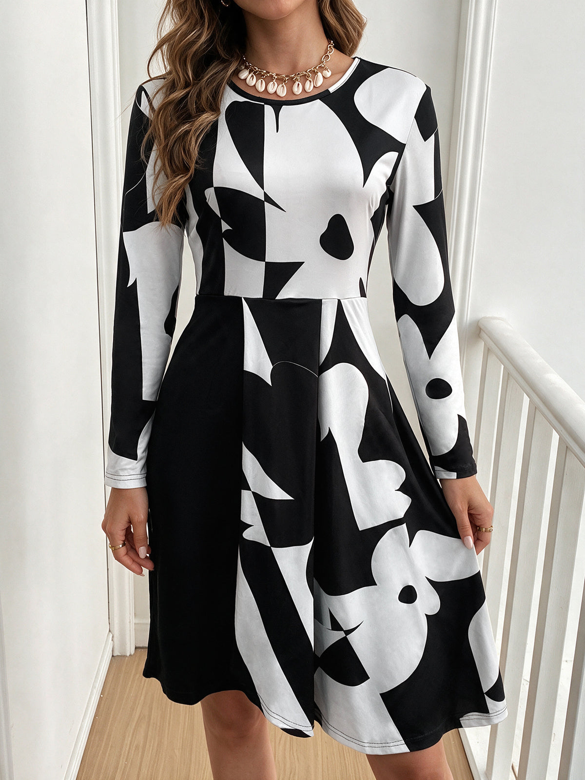 Abstract Print Long Sleeve Mini Dress Crew Neck Fit
