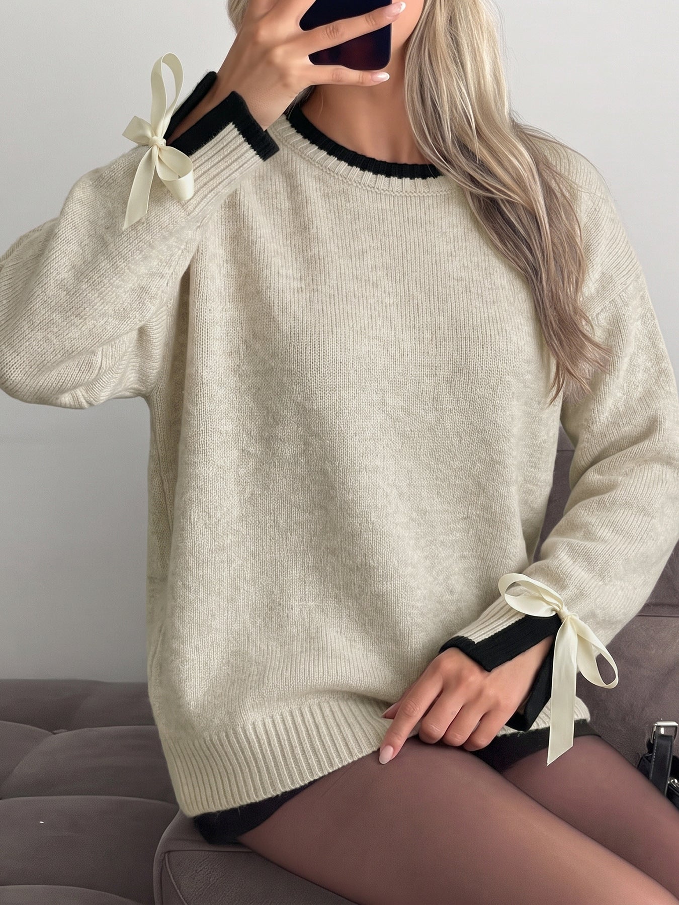 Bow Detail Contrast Knit Sweater Crew Neck Long Sleeve