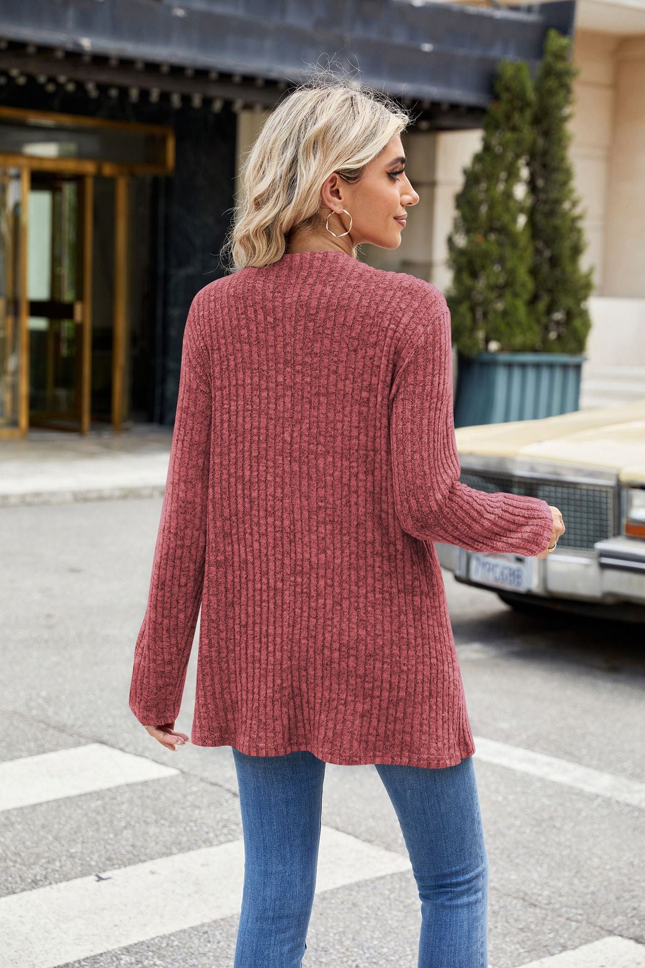 Women's Long Sleeve Loose Bottom Knit Sweater