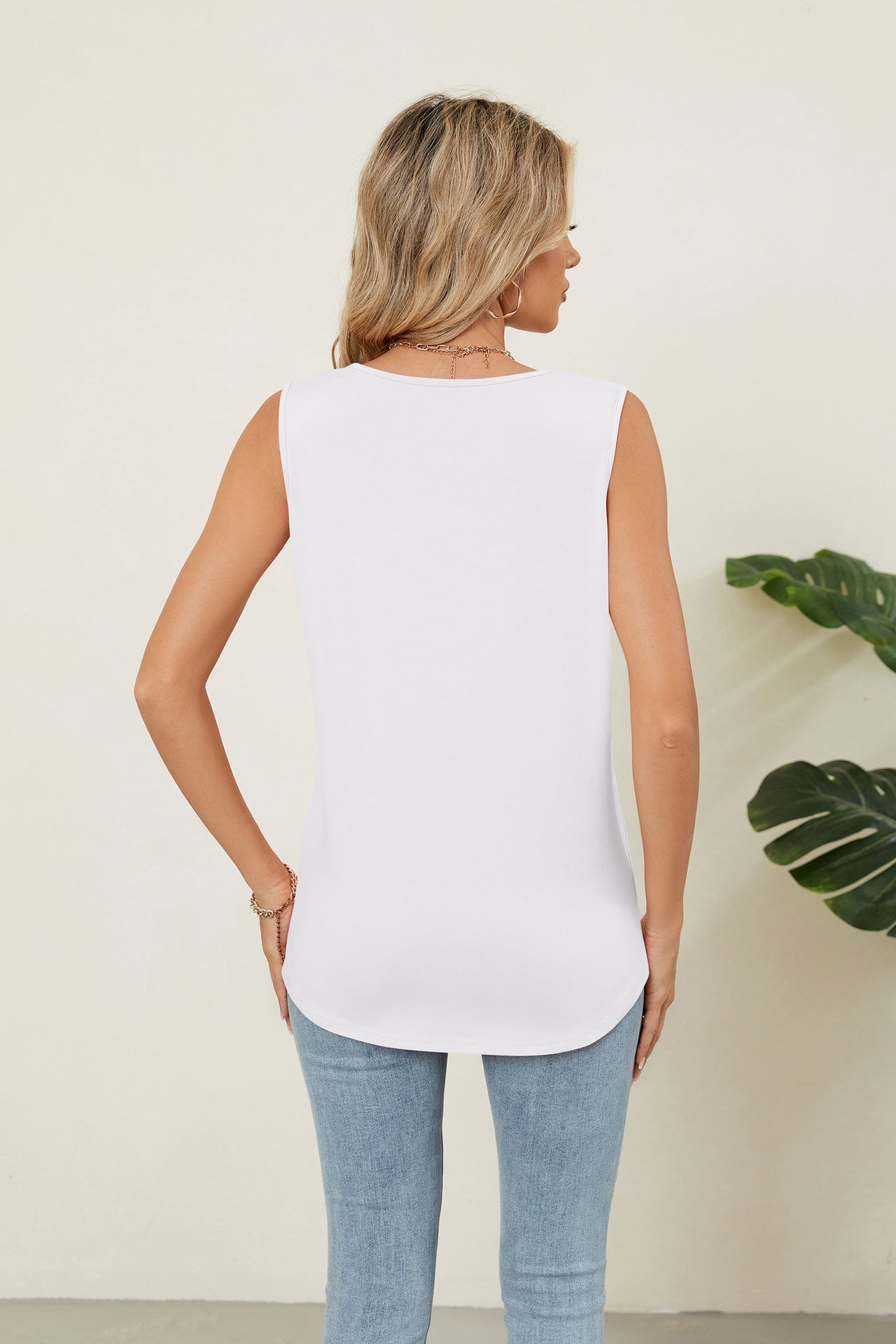 Solid Color Loose Fit Sleeveless Crew Neck Tank Top