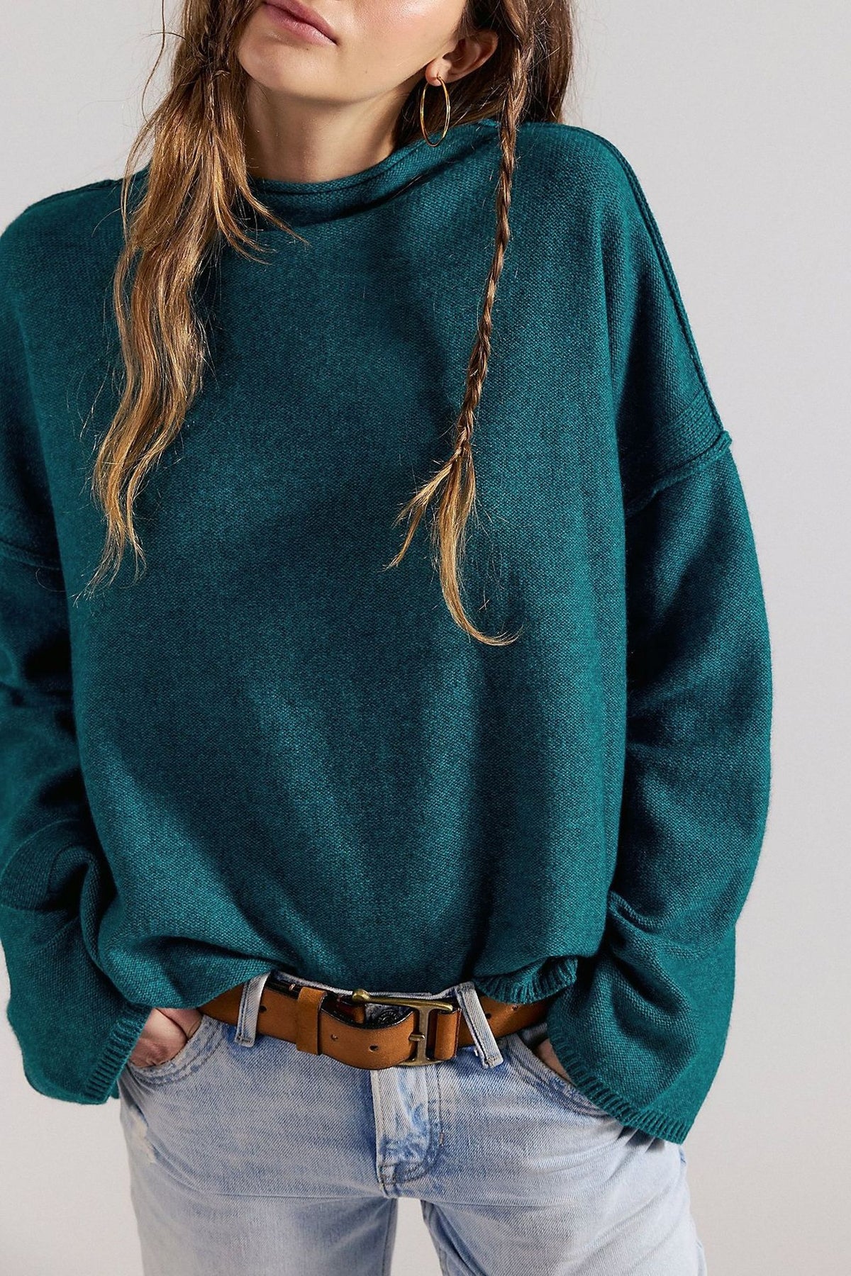 Women's Oversized Crew Neck Solid Pullover Sweater