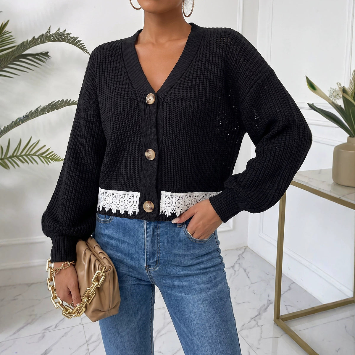 Womens Chunky Knit Lace Trim Cropped Cardigan