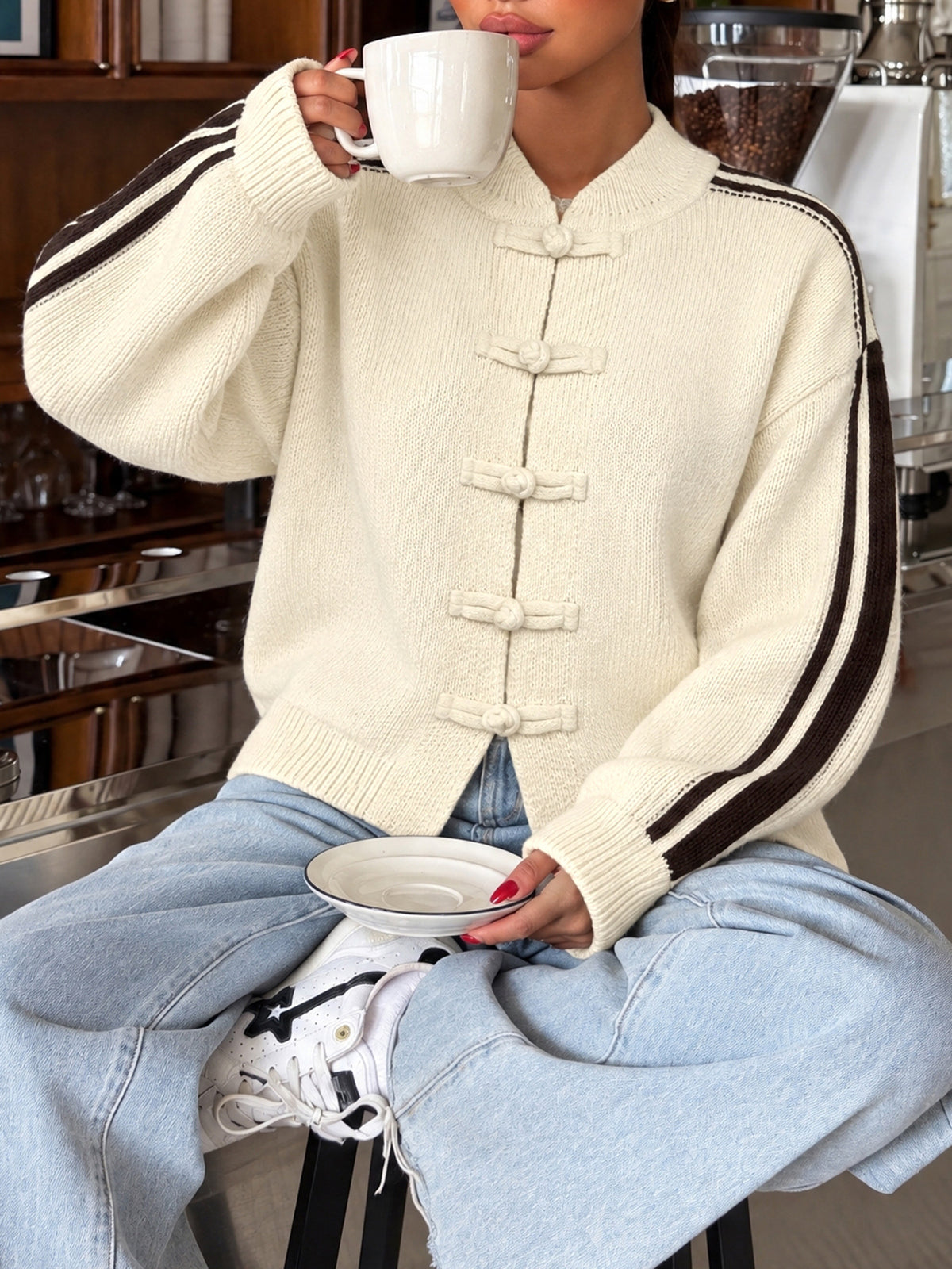 Women's Oversized Chunky Striped Frog Button Cardigan