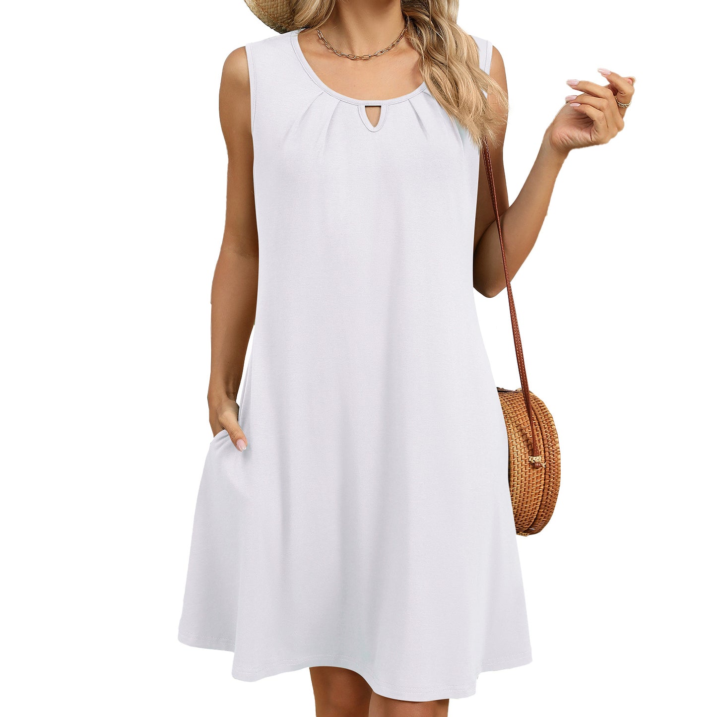 Sleeveless Summer Dress with Keyhole Neck and Pockets