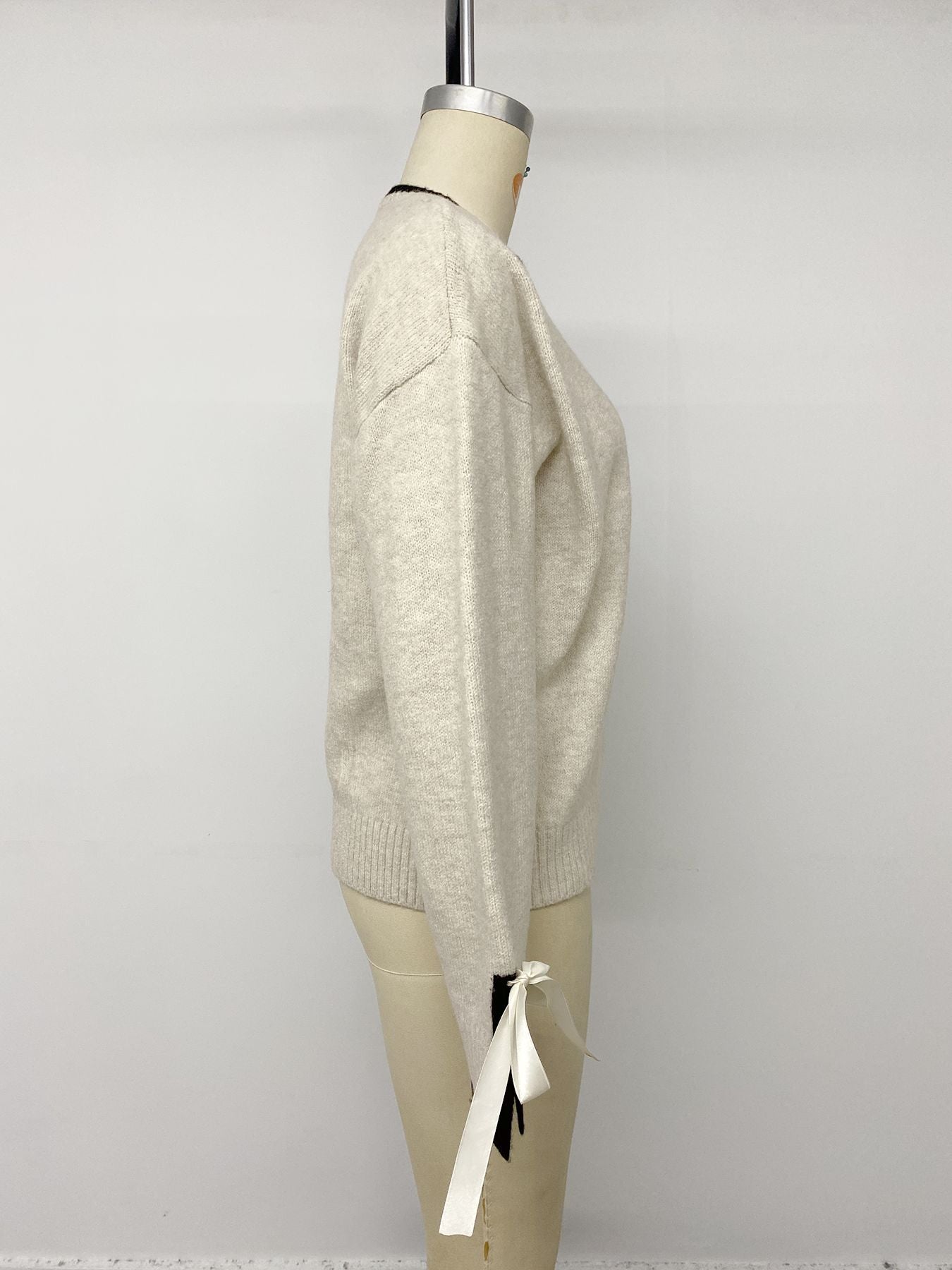 Bow Detail Contrast Knit Sweater Crew Neck Long Sleeve