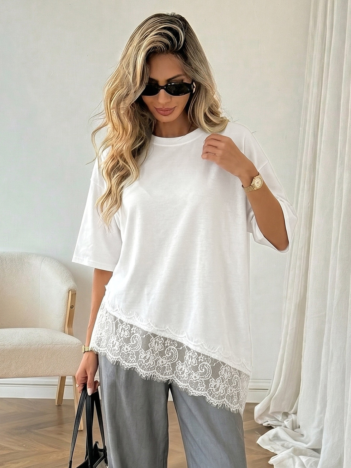 Women's White Lace Hem Loose Casual Short Sleeve Tee