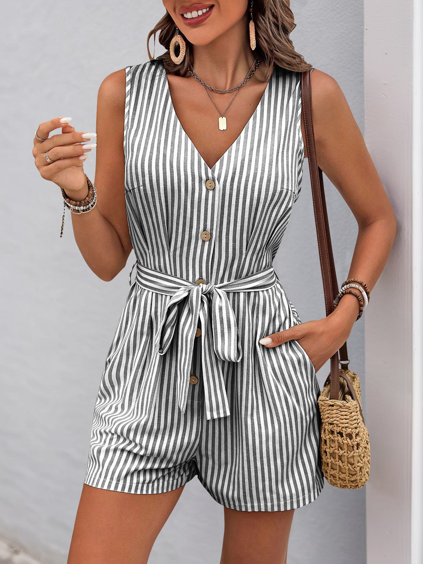 2025 Summer Striped v-Neck Sleeveless One-piece Shorts