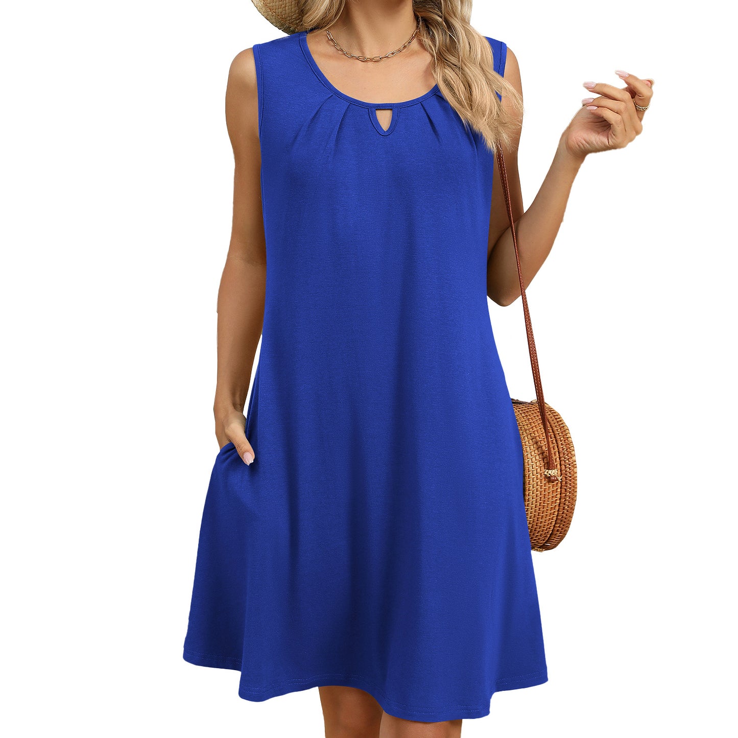 Sleeveless Summer Dress with Keyhole Neck and Pockets