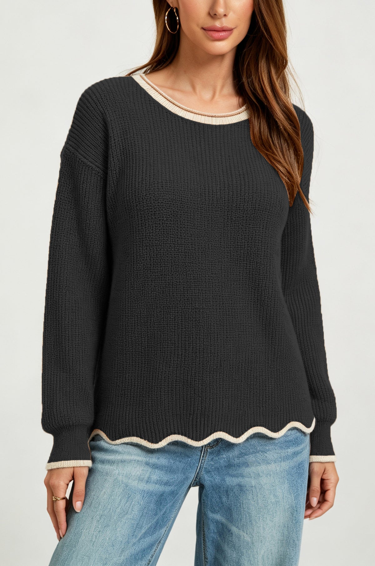 Women's Scalloped Hem Contrast Trim Crew Neck Sweater