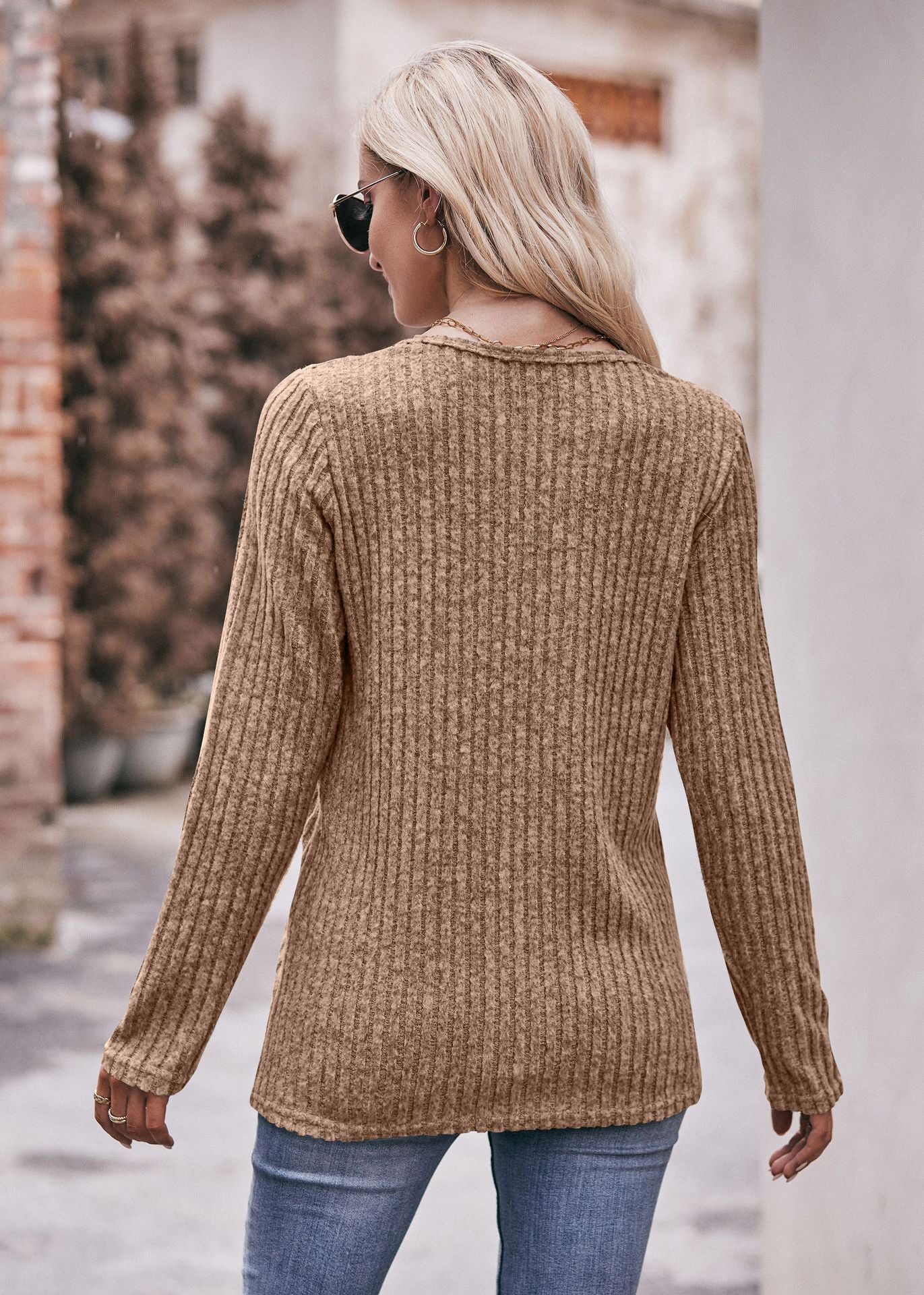 Women's Solid Color Crew Neck Slit Button
