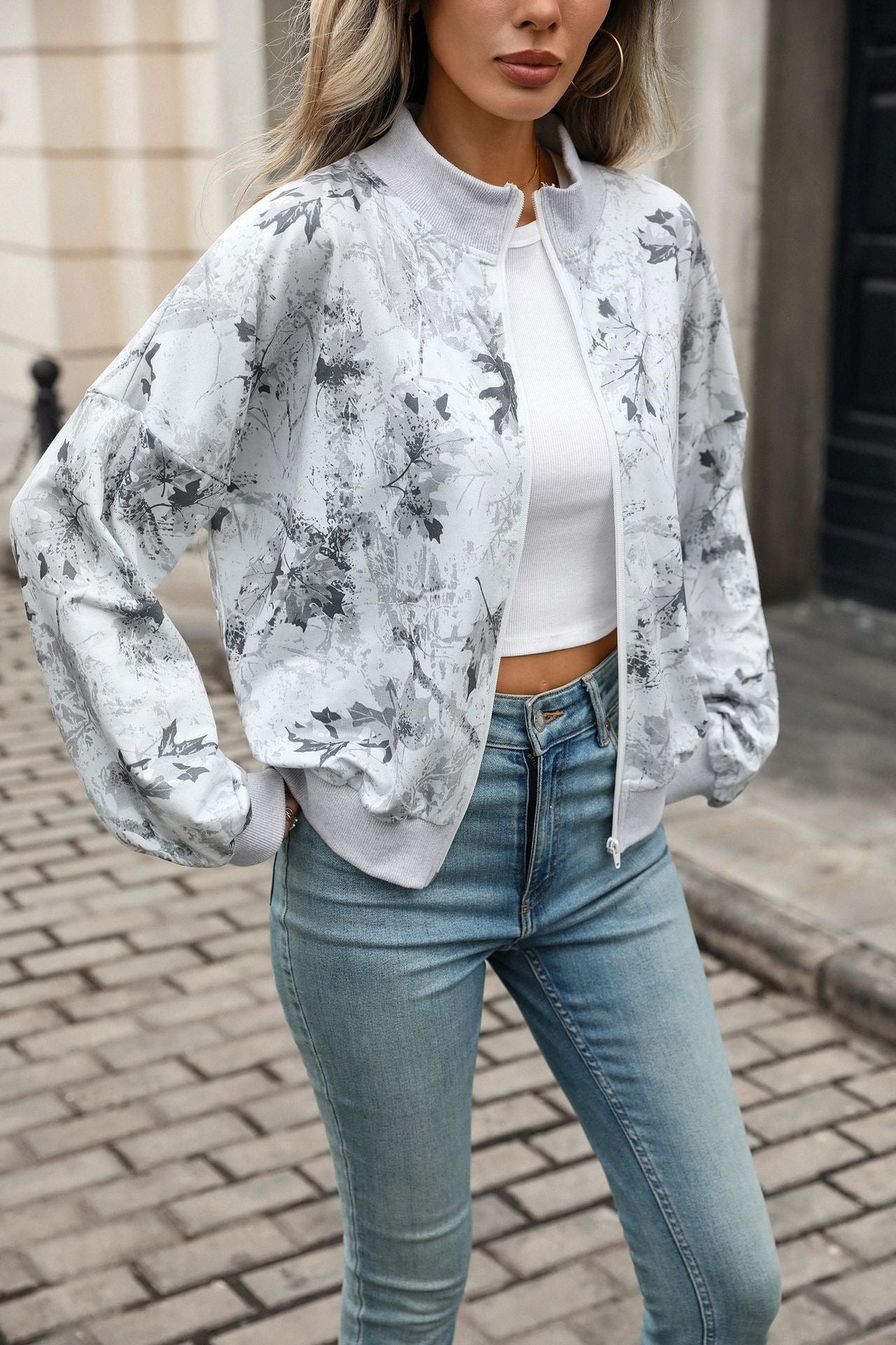 Women's Oversized Printed Zip Up Sweatshirt Mock Neck