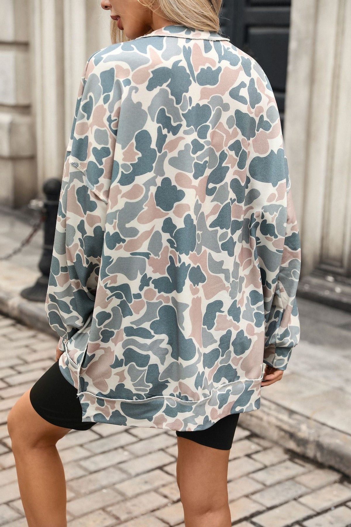 Women's Oversized Camo Crewneck Long Sleeve Sweatshirt