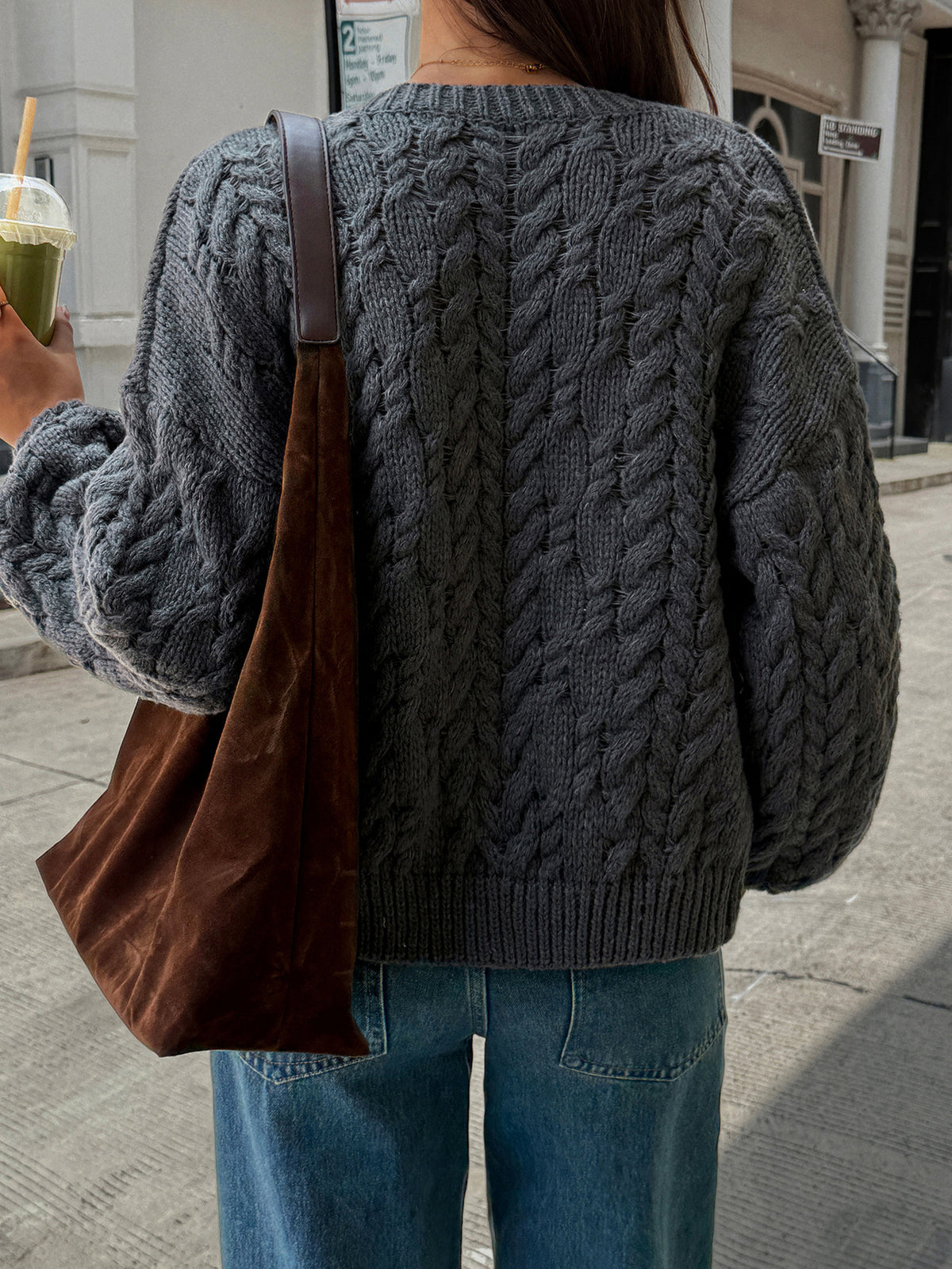 Women's Chunky Cable Knit Cropped Button Front Cardigan