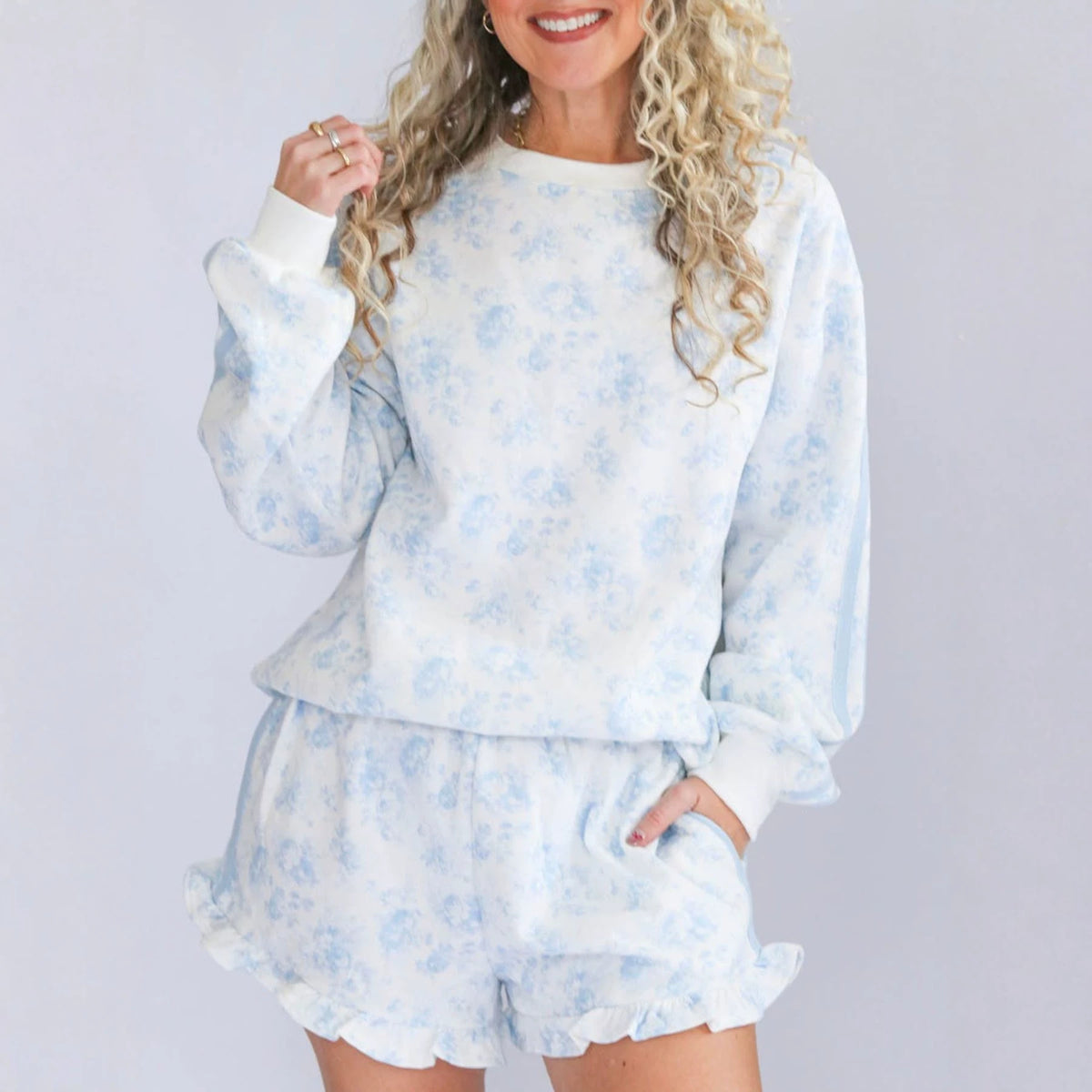 Women's Floral Sweatshirt & Ruffle Shorts Lounge Set