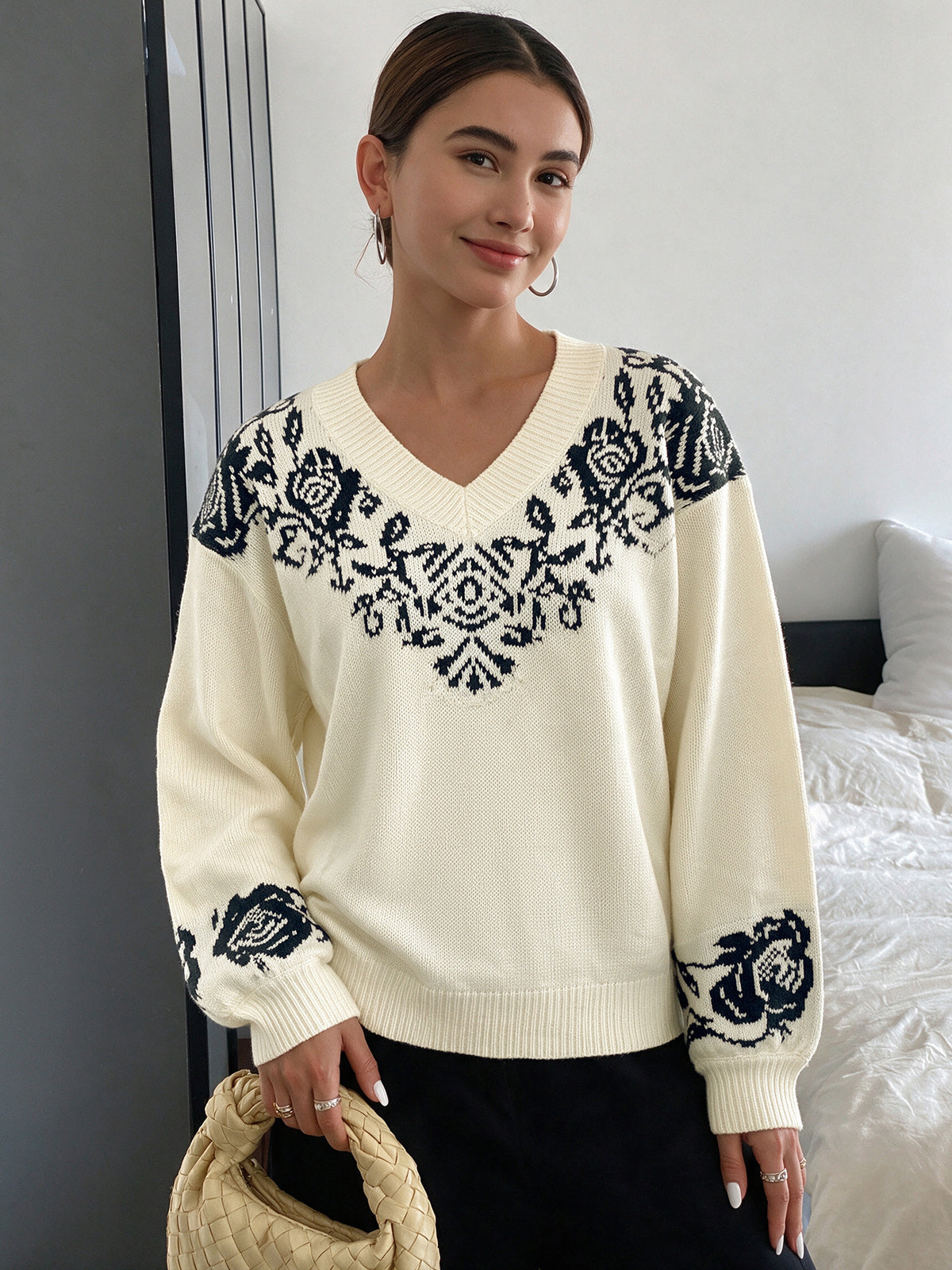 Women's Oversized V-Neck Rose Sweater Vintage Knit Pullover