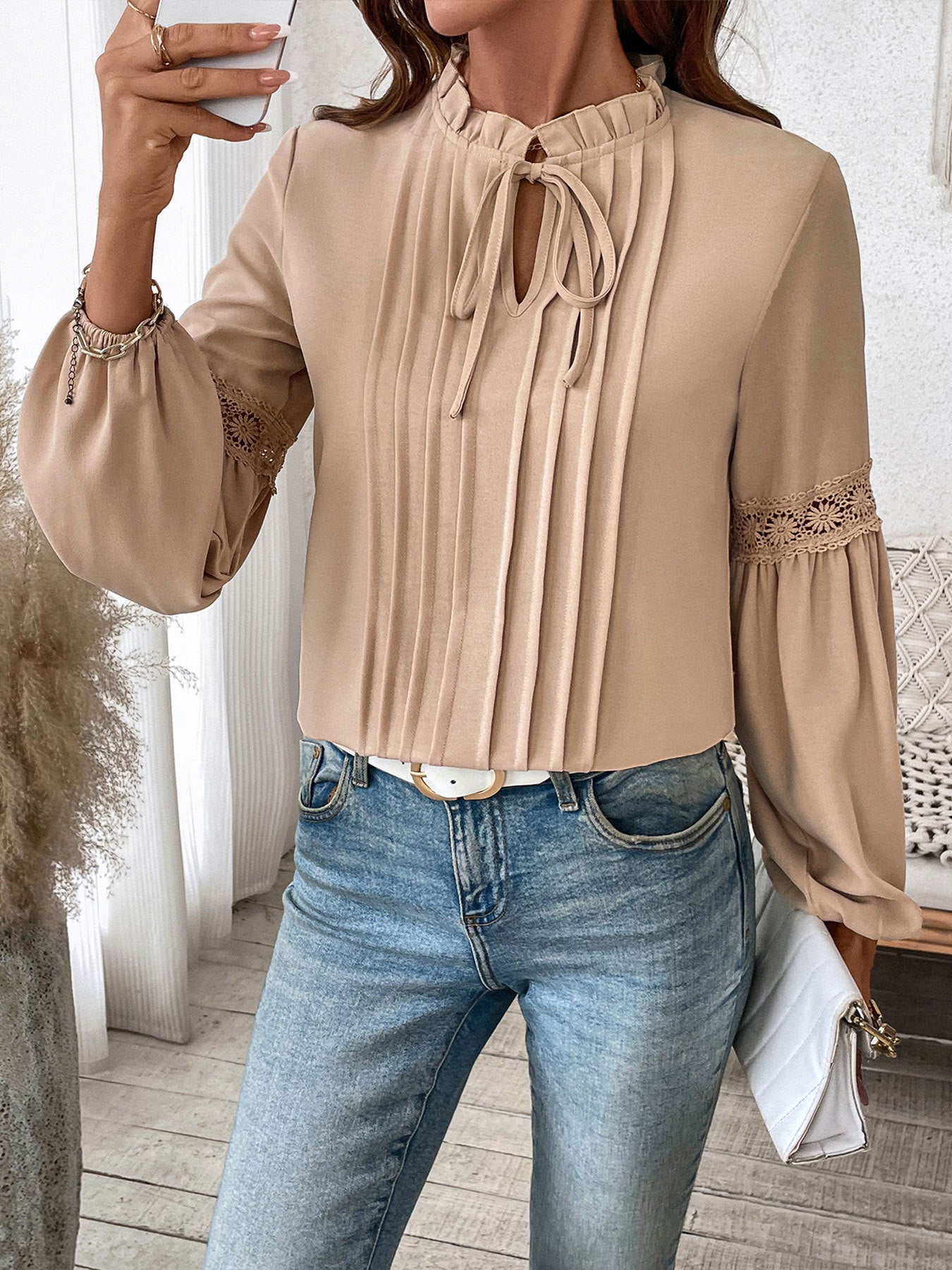 Elegant White Lace V-Neck Pleated Blouse for Spring & Fall