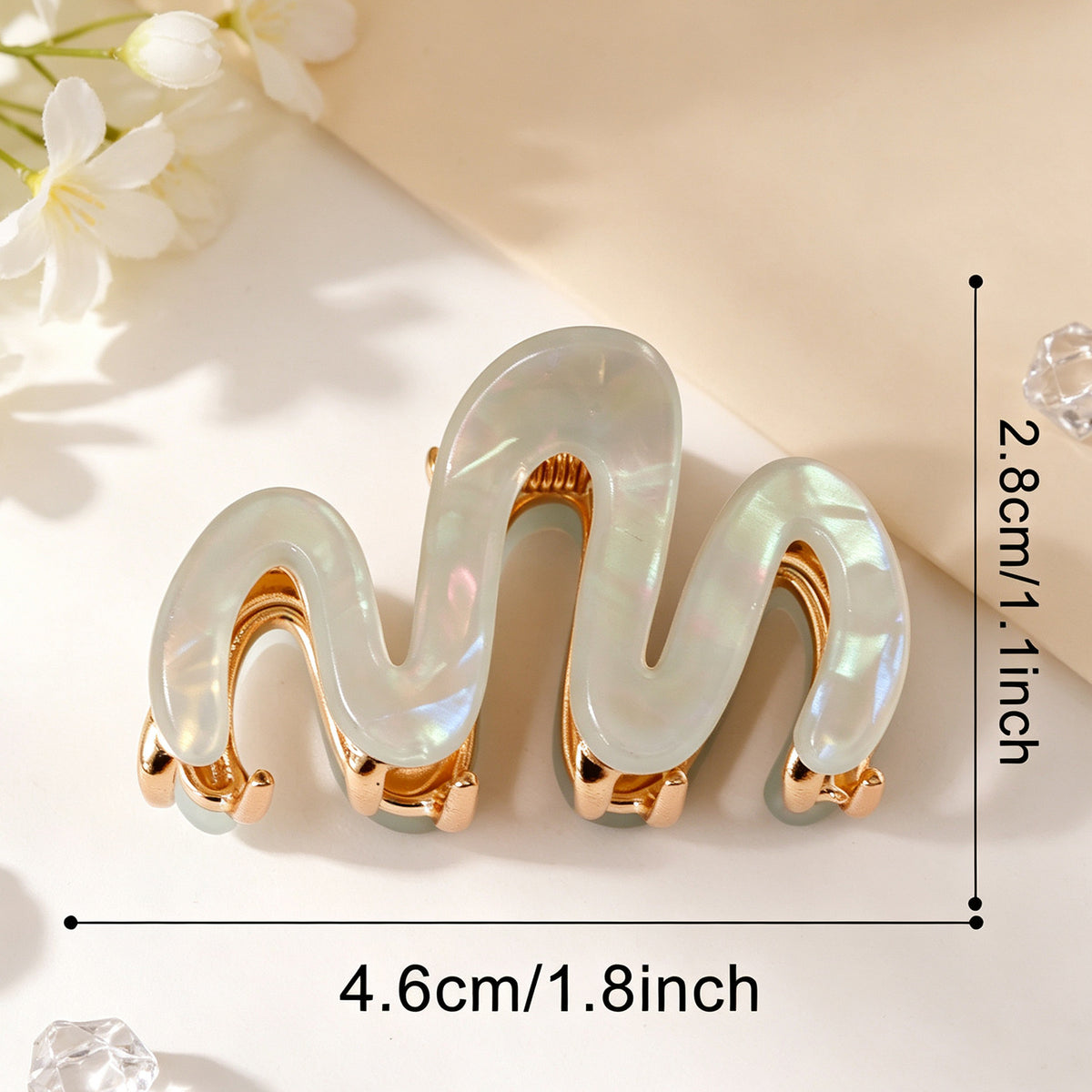 Pearlescent Wave M Shape Hair Claw Clip