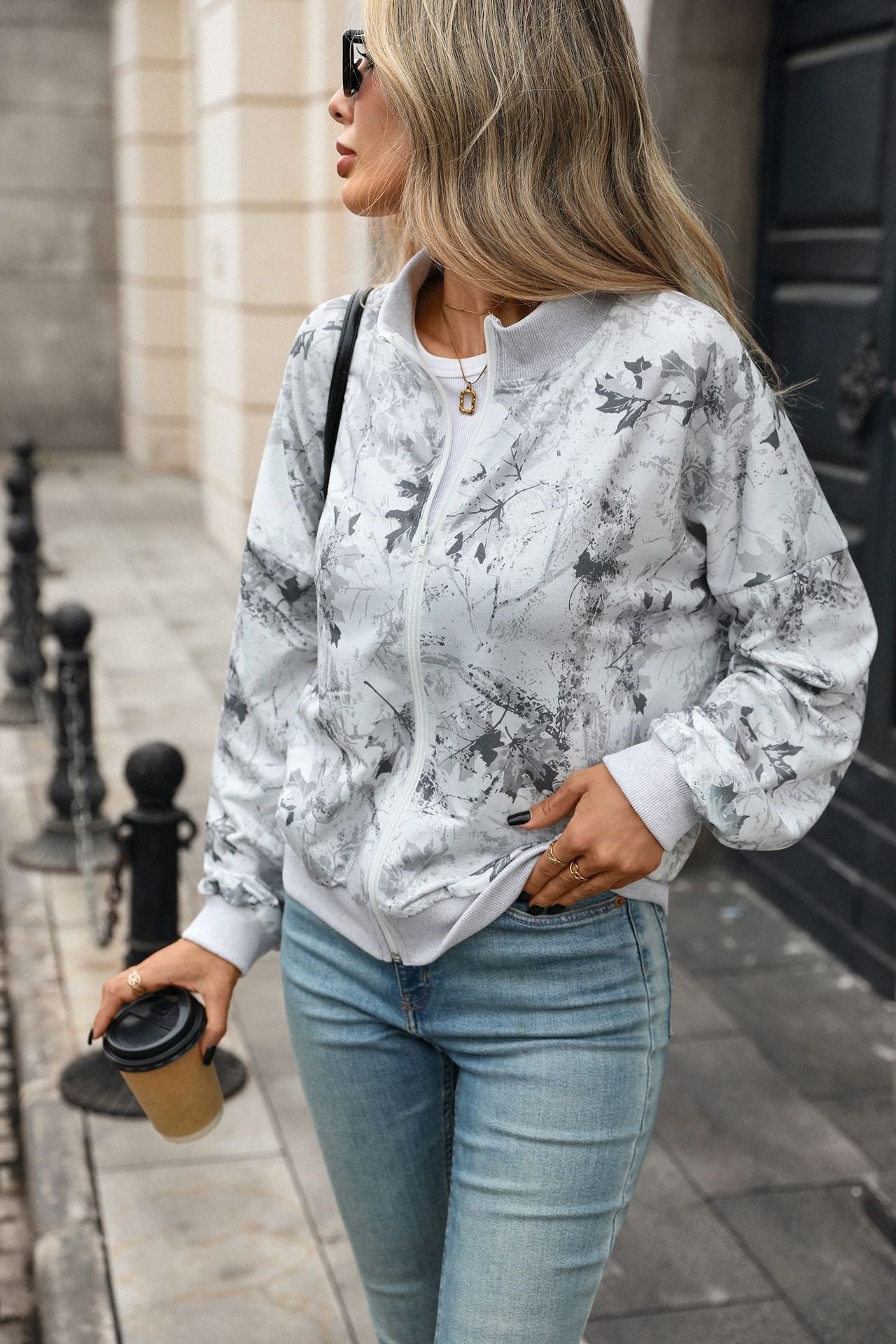 Women's Oversized Printed Zip Up Sweatshirt Mock Neck