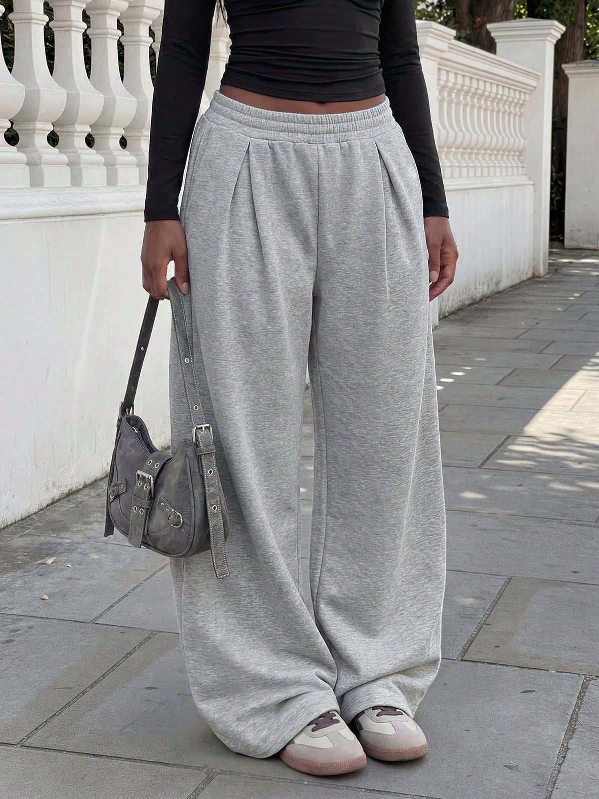 Women's Fleece Lined Baggy Wide Leg Sweatpants Pockets