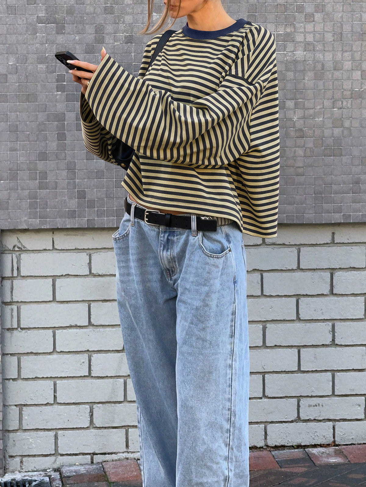 Women's Oversized Striped Long Sleeve Pocket T-Shirt