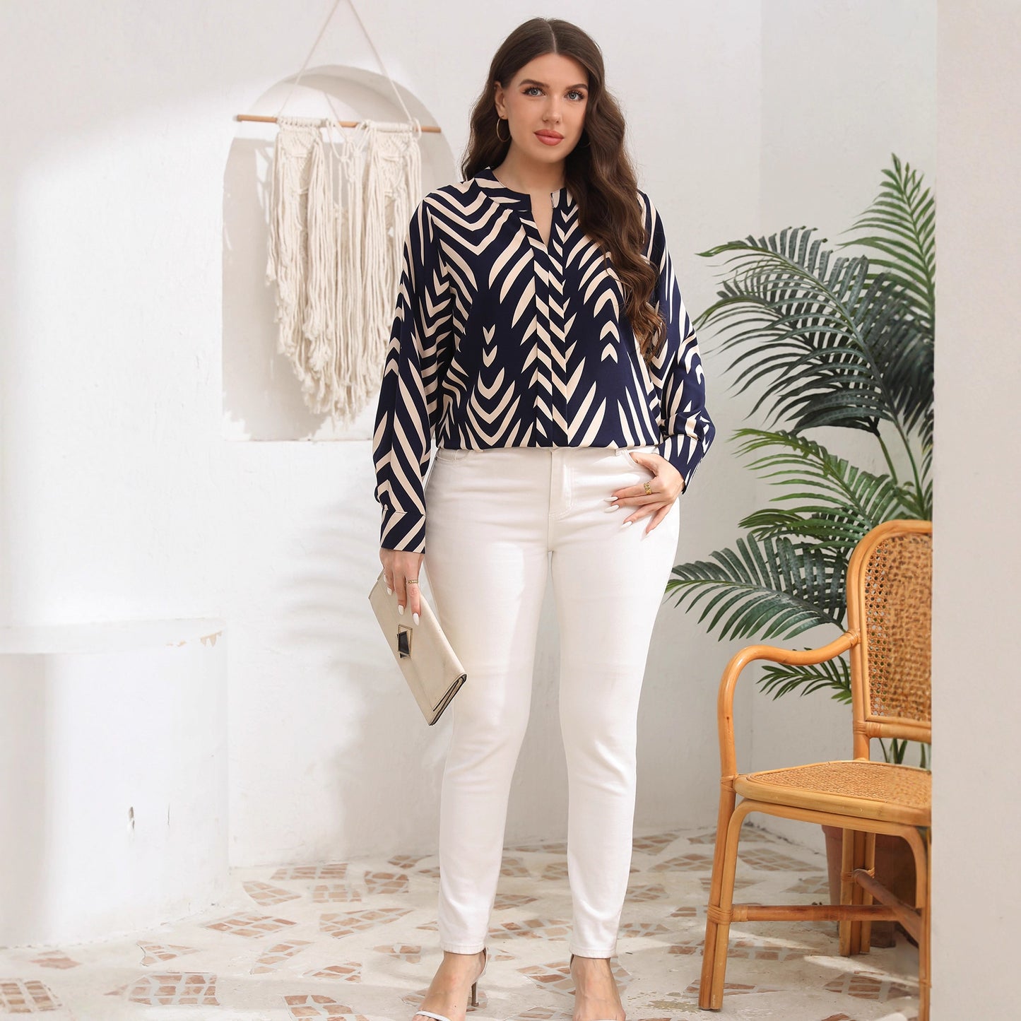 Plus Size Geometric Print Long Sleeve Blouse