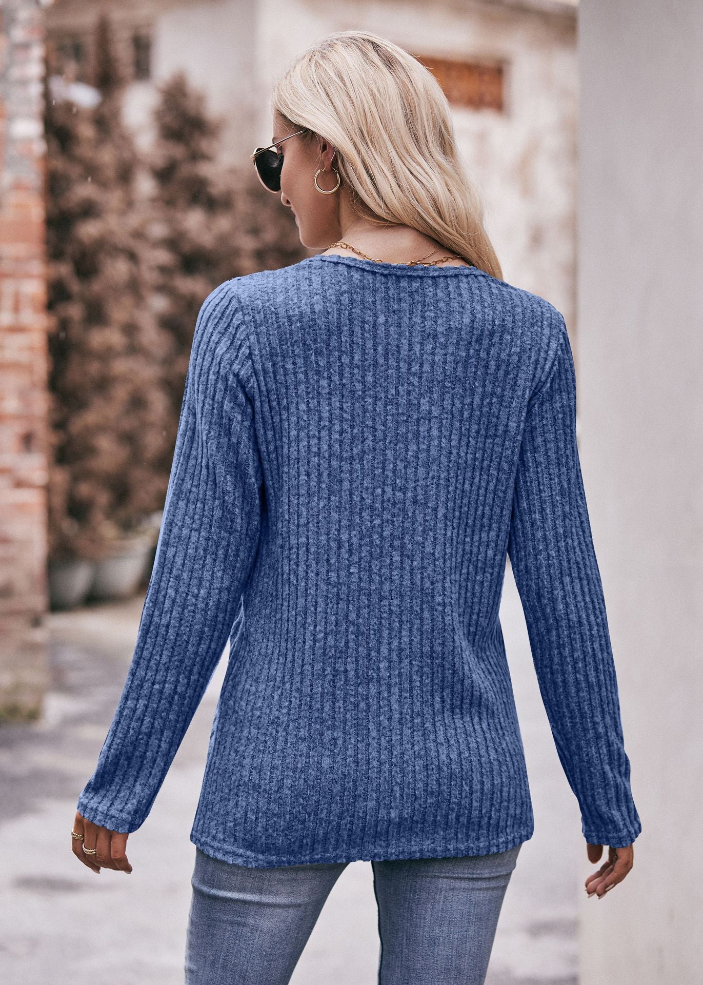 Women's Solid Color Crew Neck Slit Button