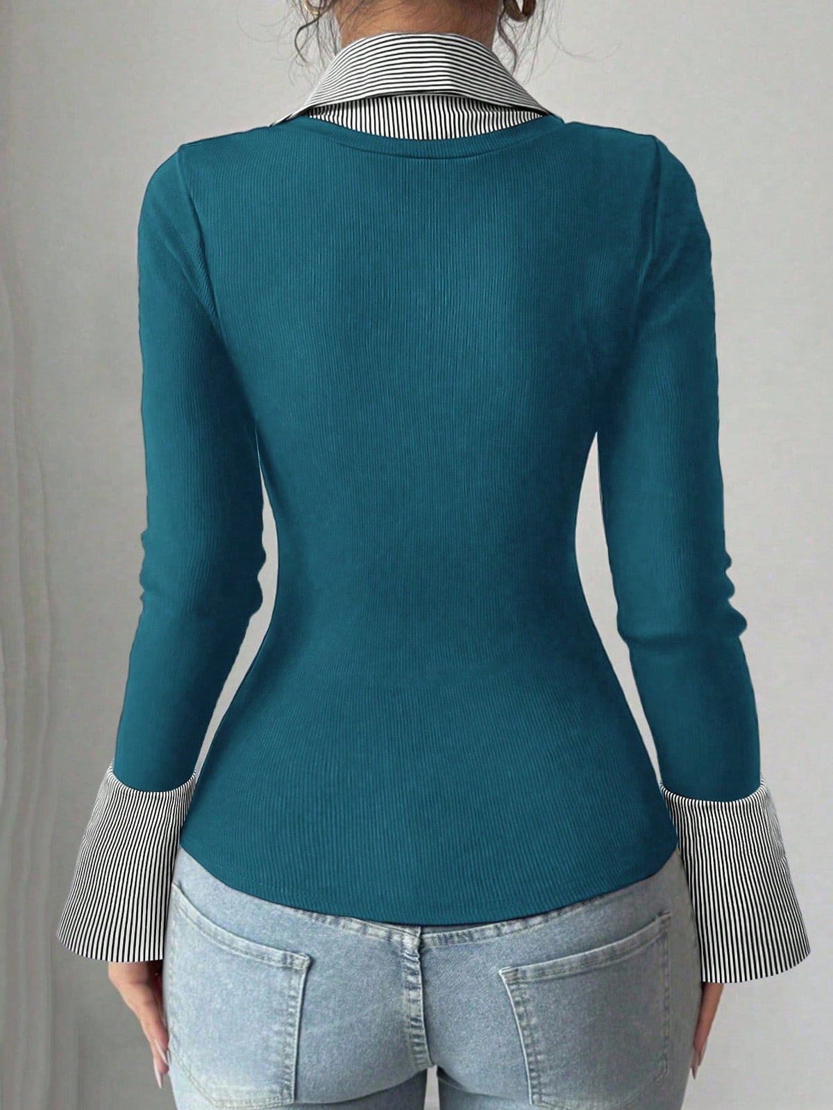 Women's Layered Striped Collar V Neck Flare Cuff Top