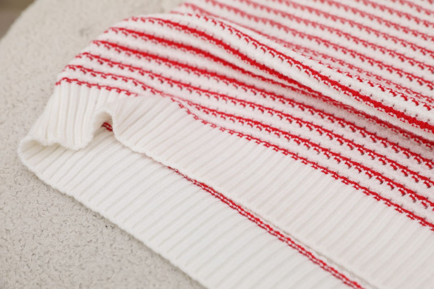 Red Stripe Lightweight Knit Short Sleeve Sweater Top