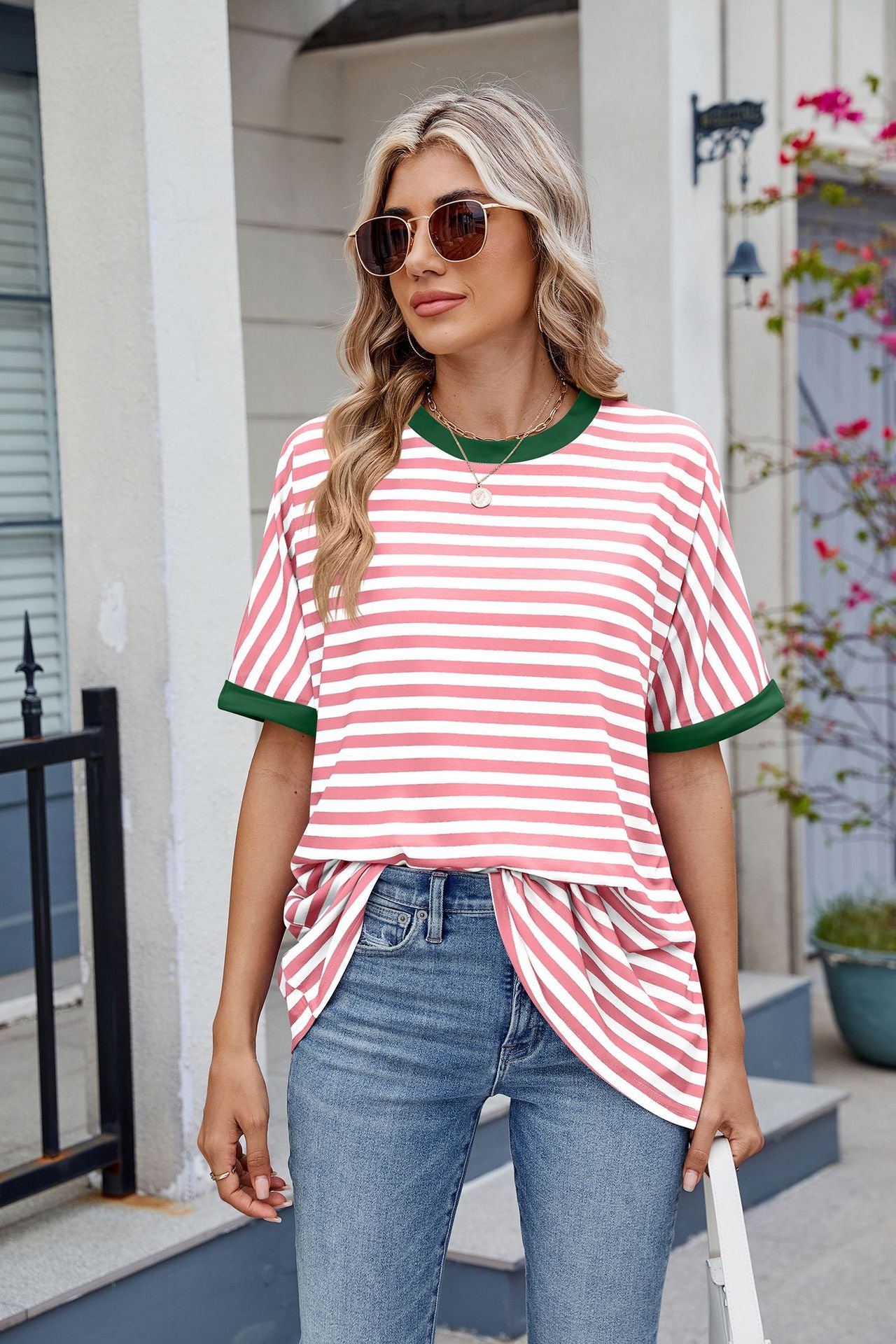 Striped Collision Round Neck Short-sleeved