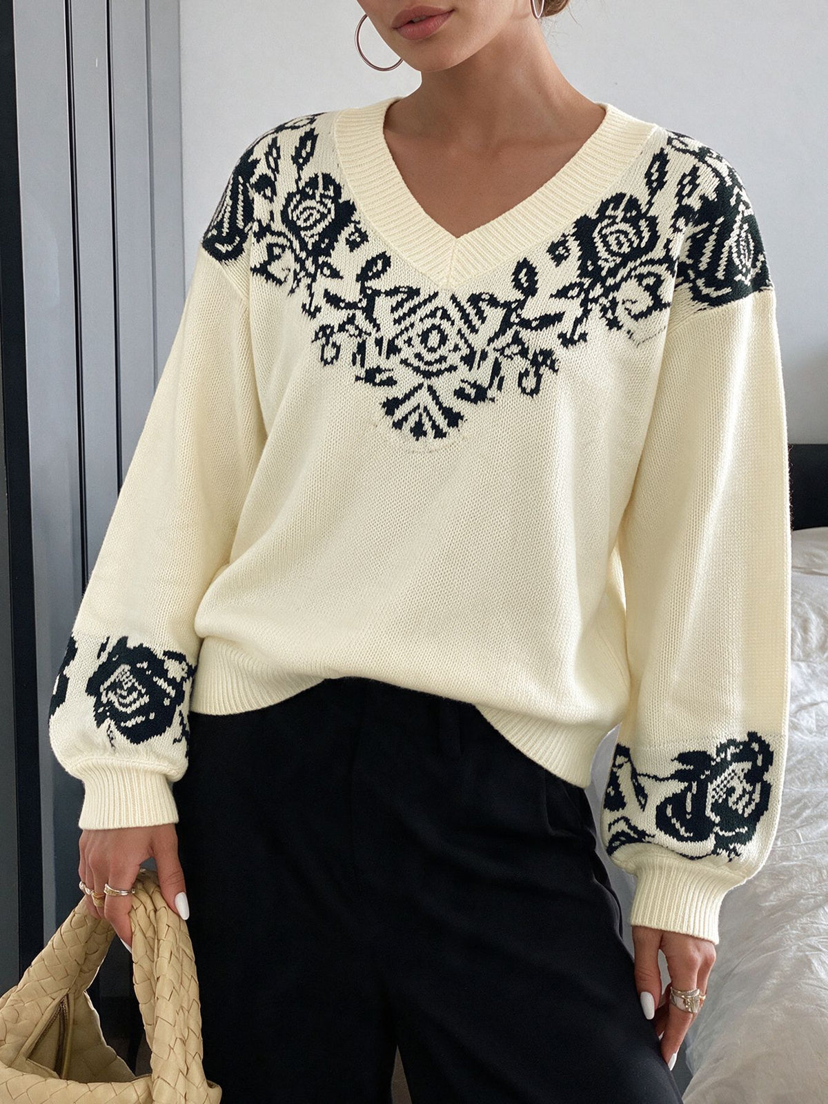 Women's Oversized V-Neck Rose Sweater Vintage Knit Pullover