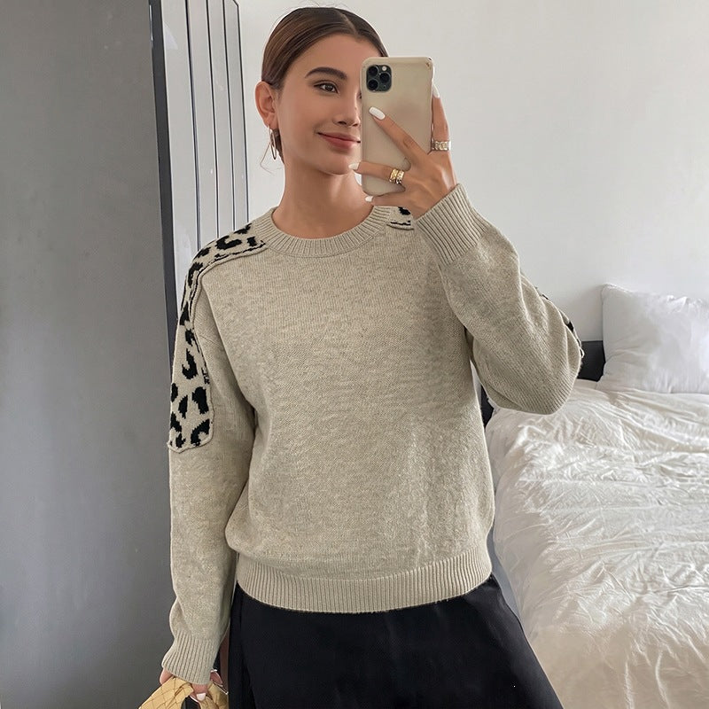 Leopard Contrast Knit Sweater Crew Neck Long Sleeve
