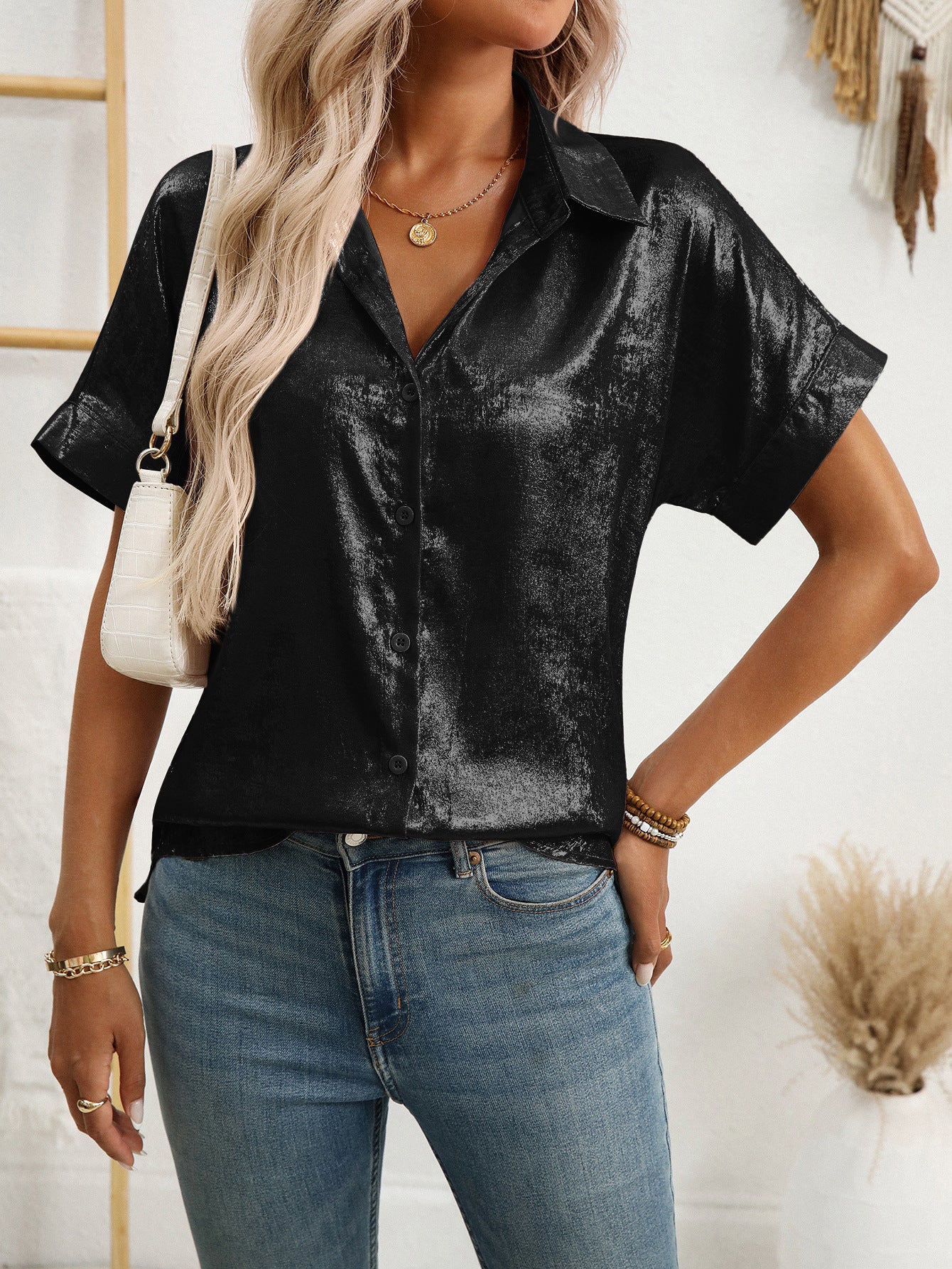 Shiny Metallic Buttoned Shirt with Relaxed Fit for Summer
