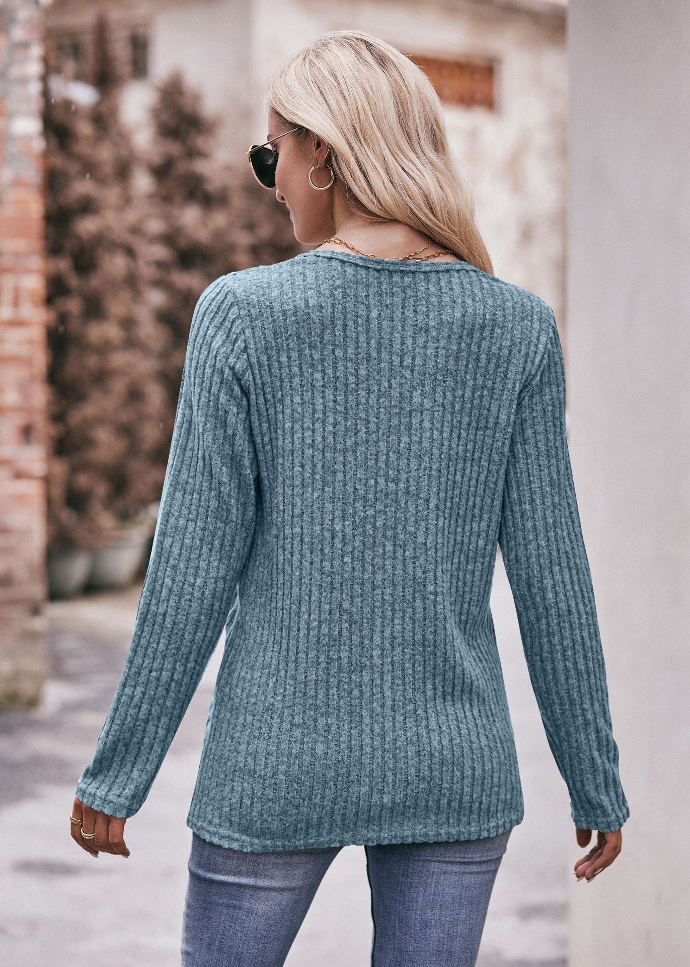 Women's Solid Color Crew Neck Slit Button