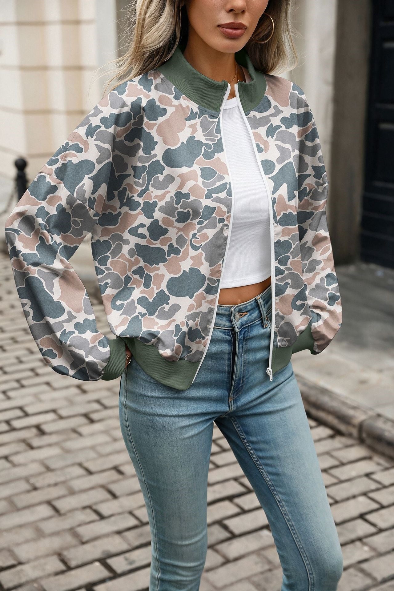 Women's Oversized Printed Zip Up Sweatshirt Mock Neck
