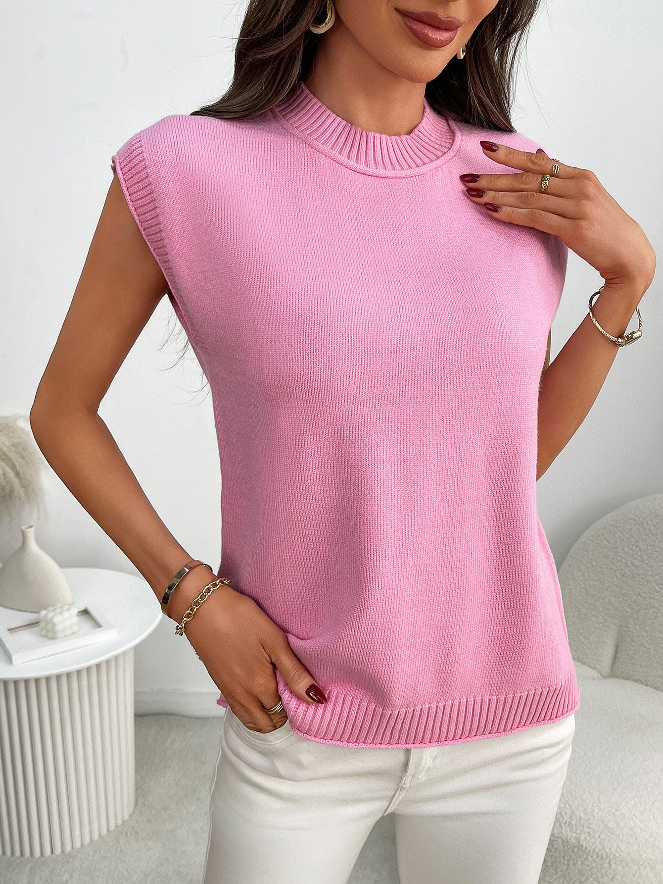 Women’s Sleeveless Knit Sweater Top Crew Neck Summer Pullover