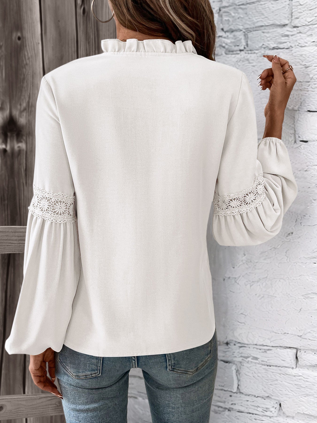 Elegant White Lace V-Neck Pleated Blouse for Spring & Fall