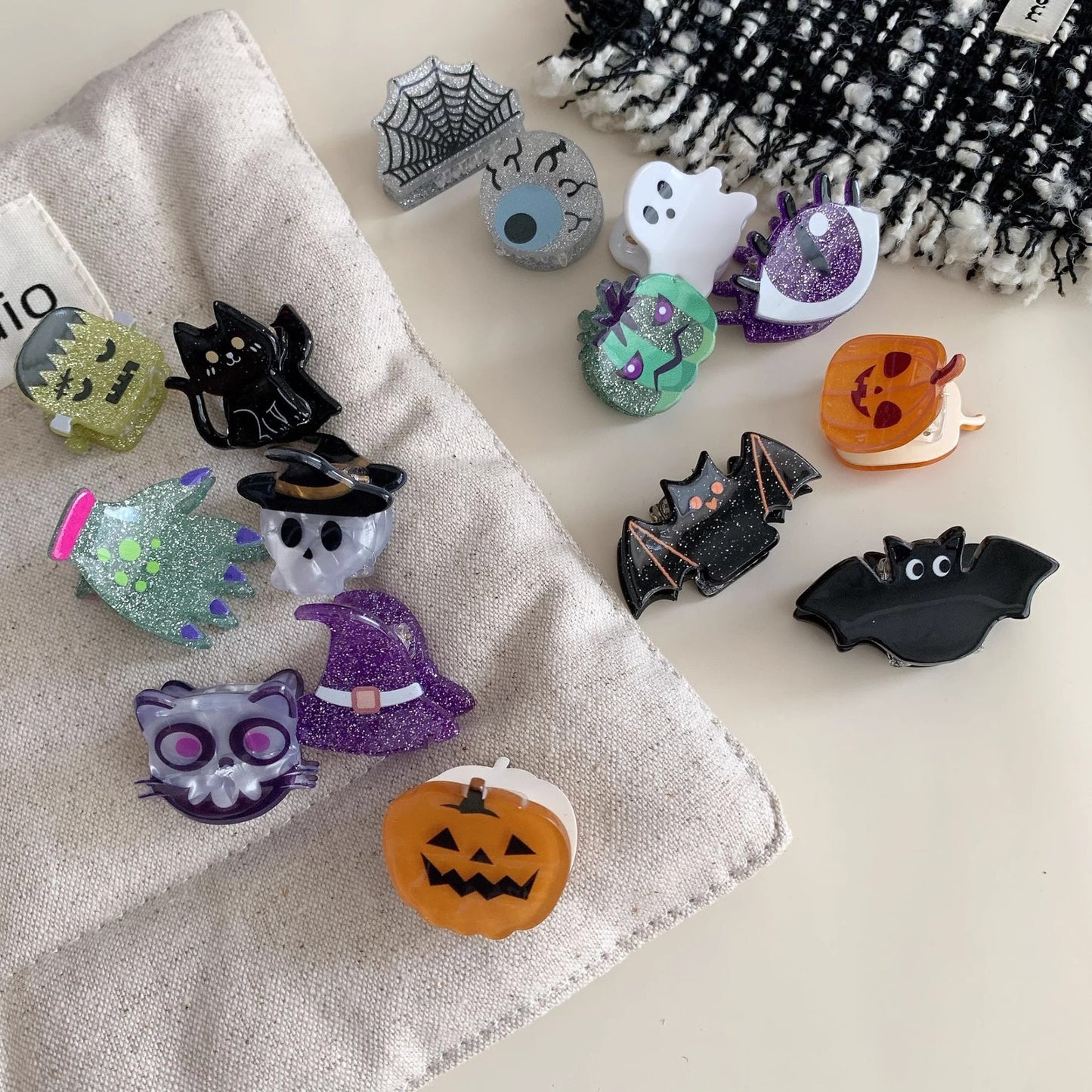 Halloween Mini Hair Claw Clips, Spooky Acrylic Styles