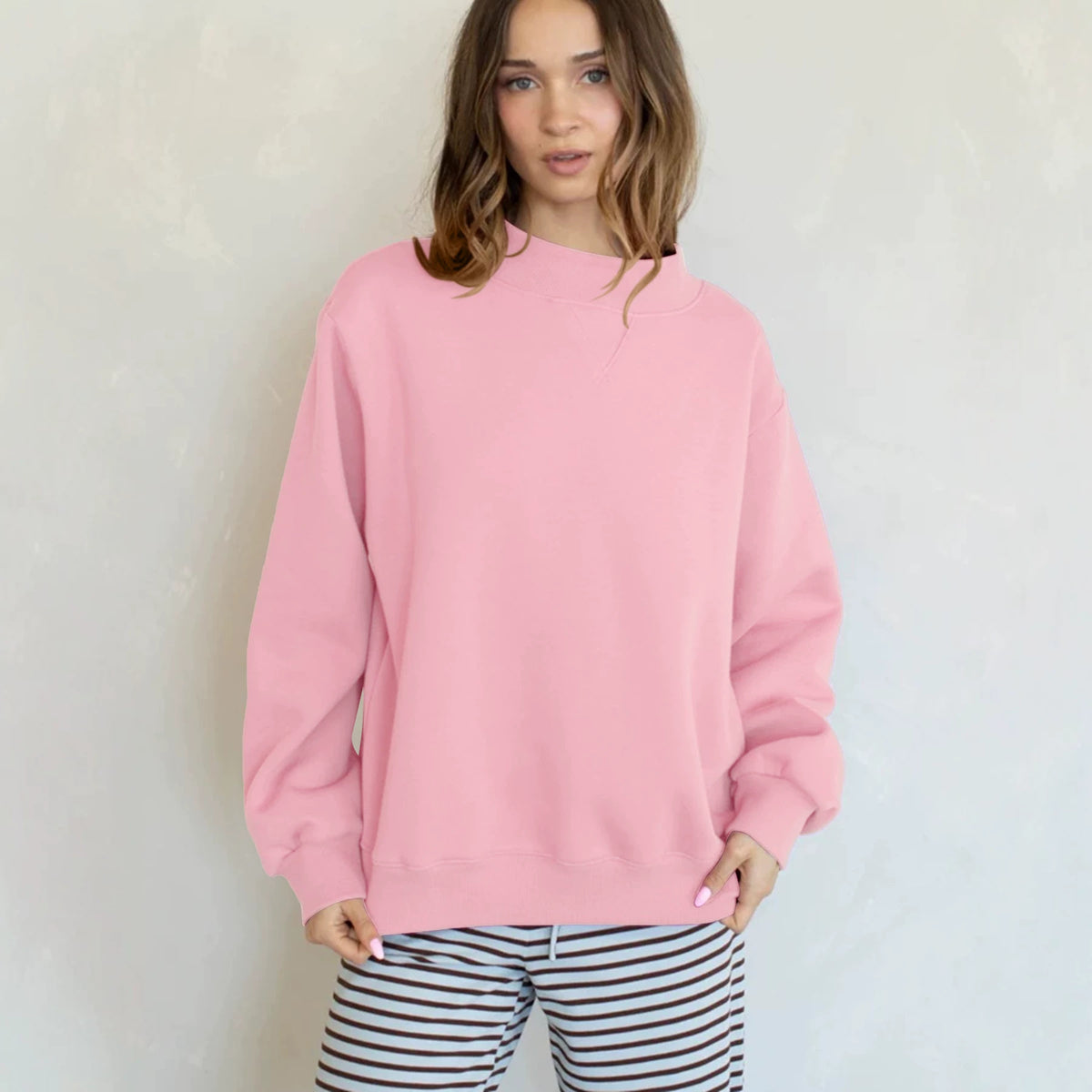Women's Oversized Fleece Mock Neck Pullover Sweatshirt