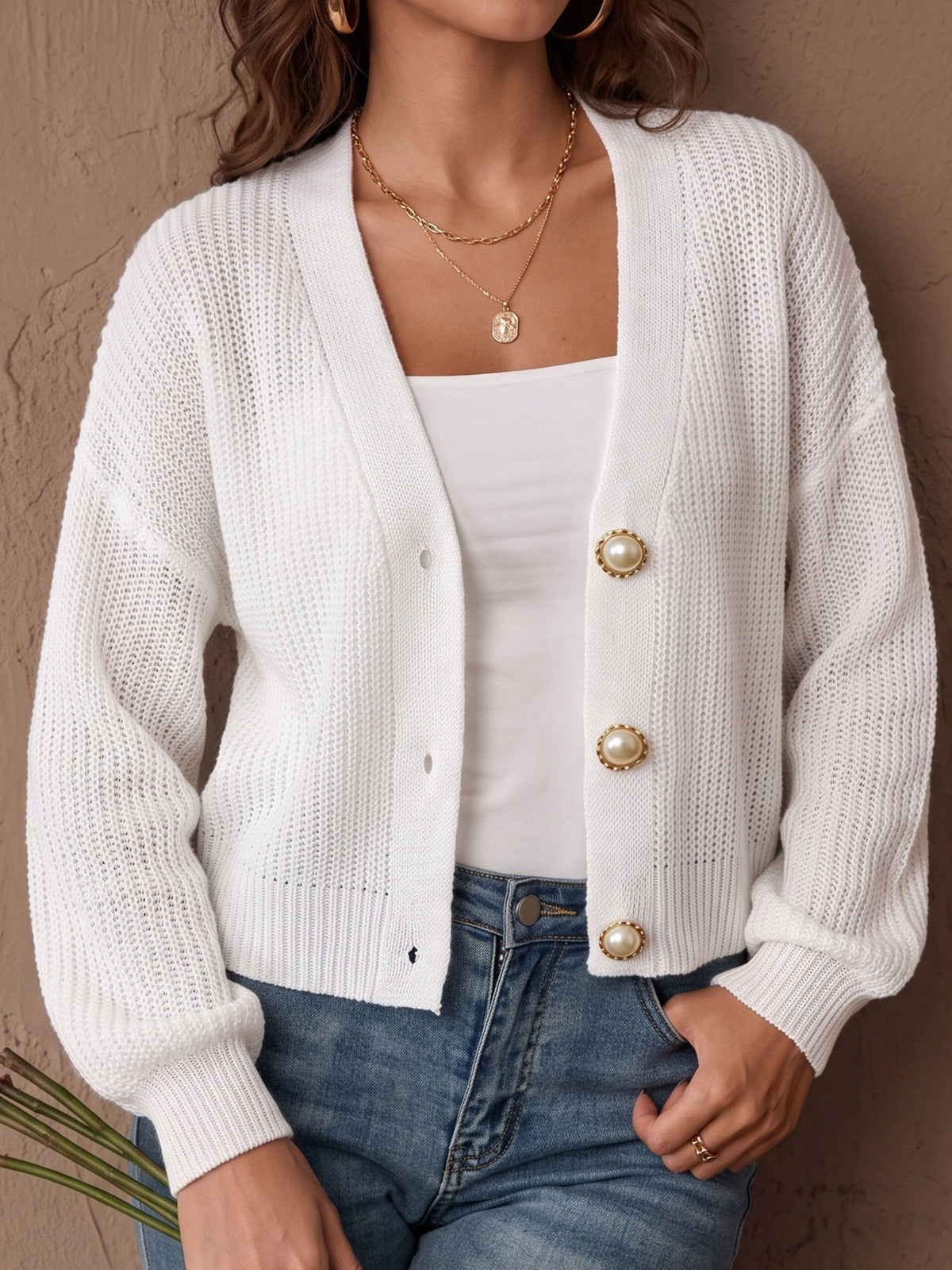 Women's Pearl Button Cropped V Neck Cardigan