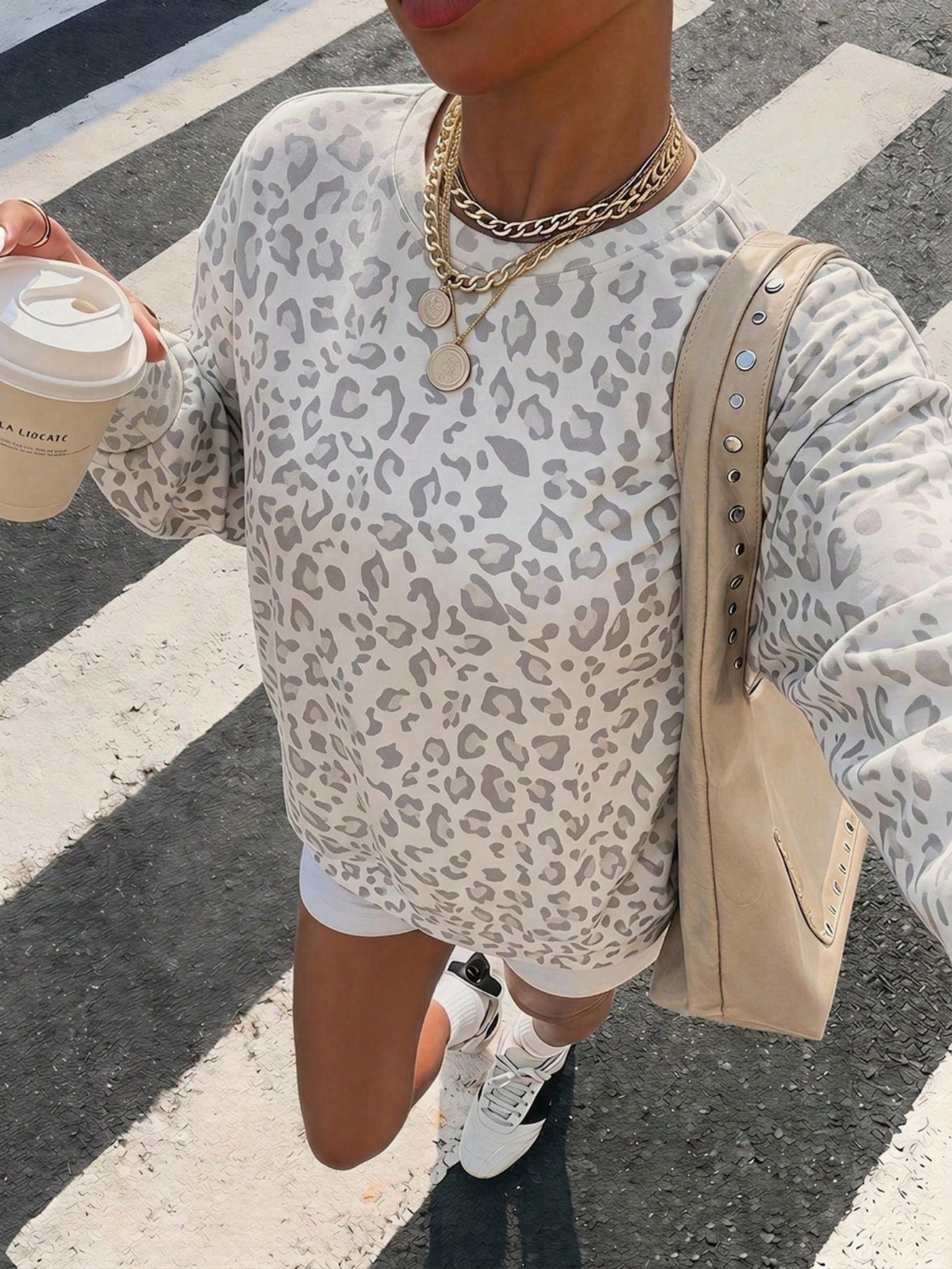 Leopard Print Graphic Oversized Casual Pullover Sweatshirt
