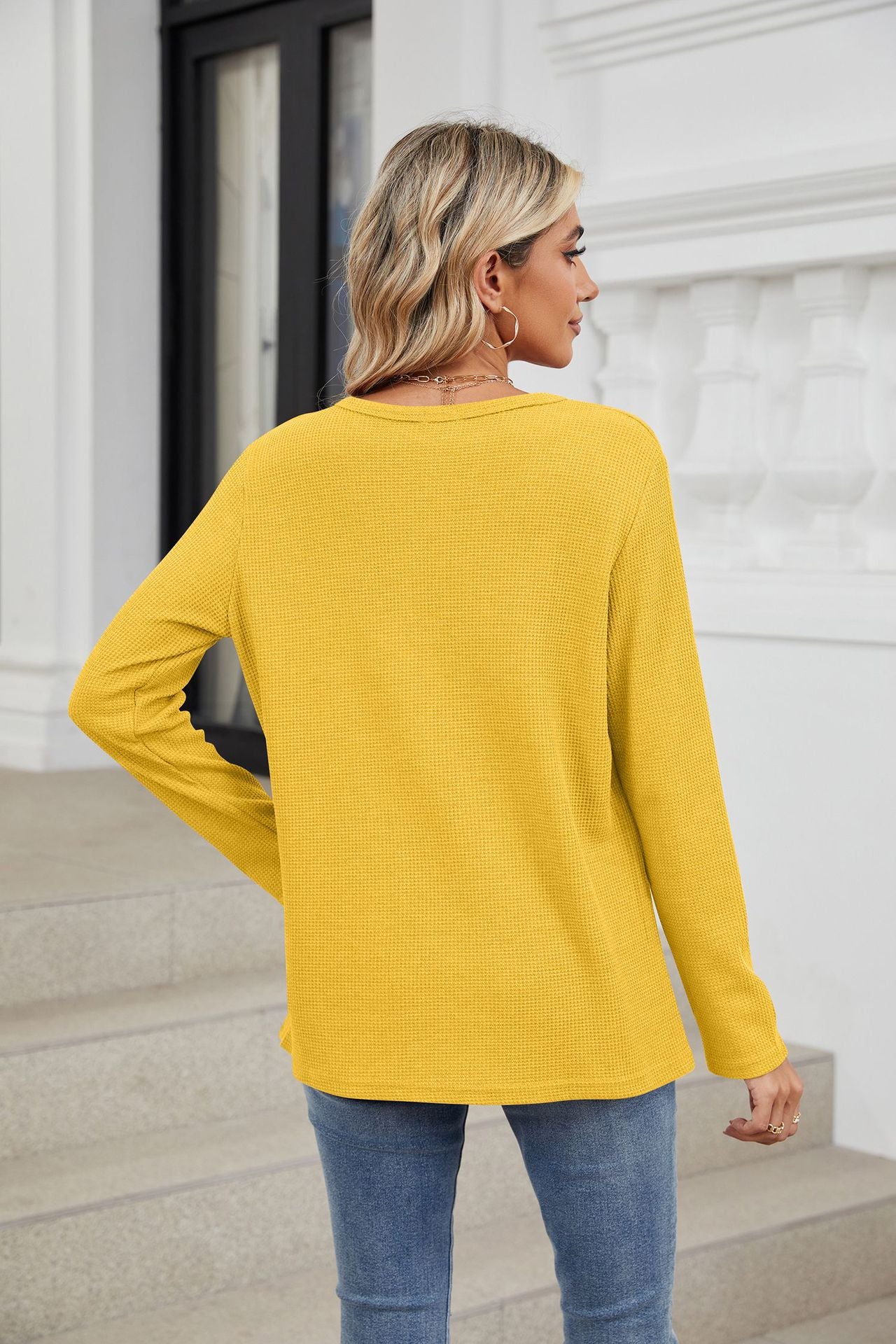 Loose V-neck Long-sleeved Solid Color Casual T-shirt