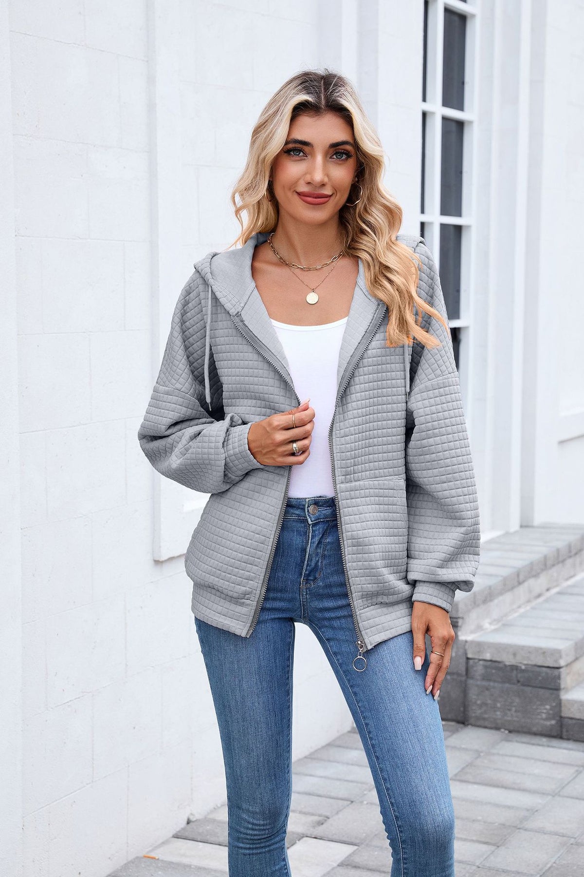 Women's Oversized Quilted Zip-Up Hoodie Jacket Pockets