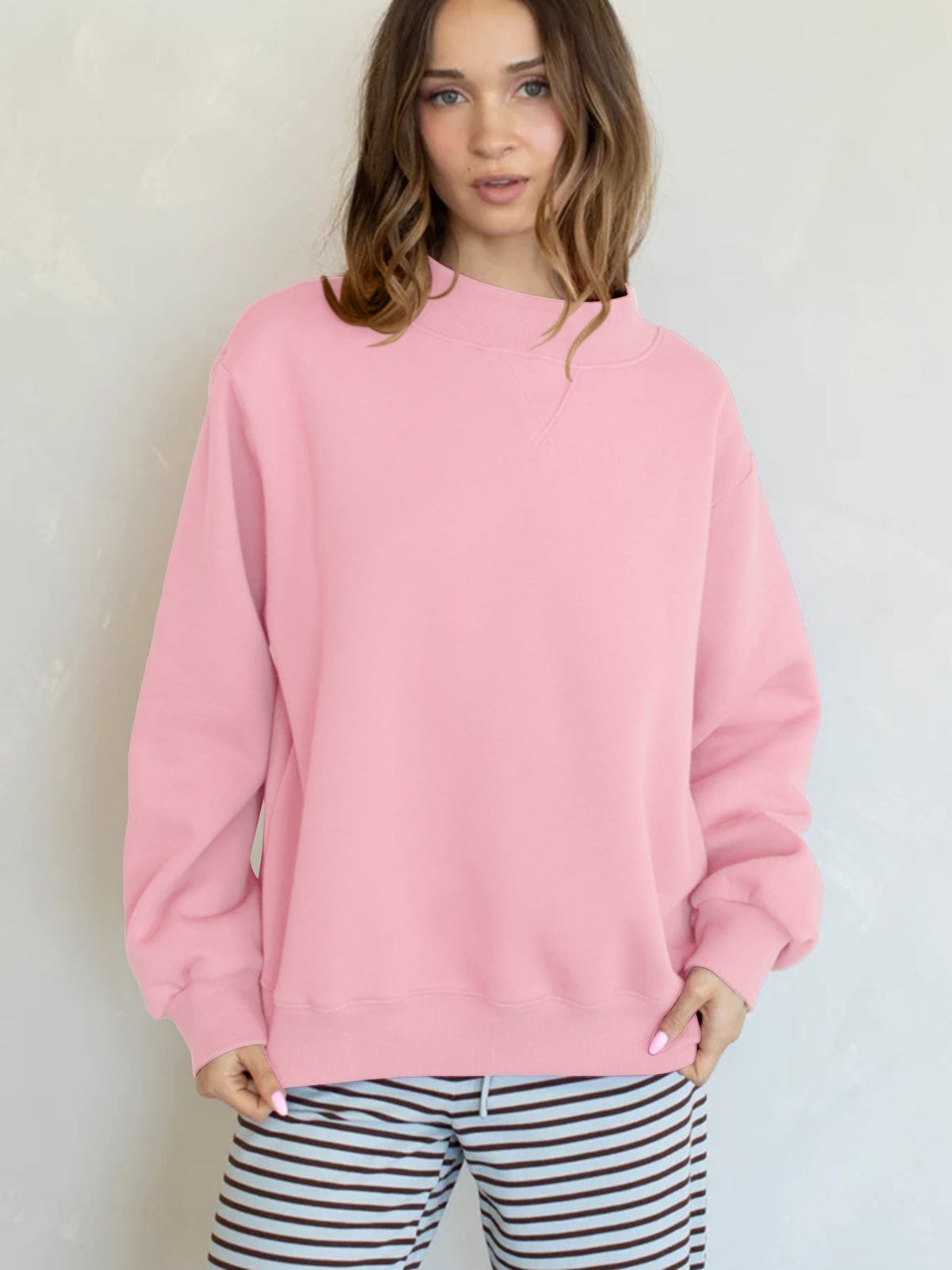 Women's Oversized Fleece Mock Neck Pullover Sweatshirt