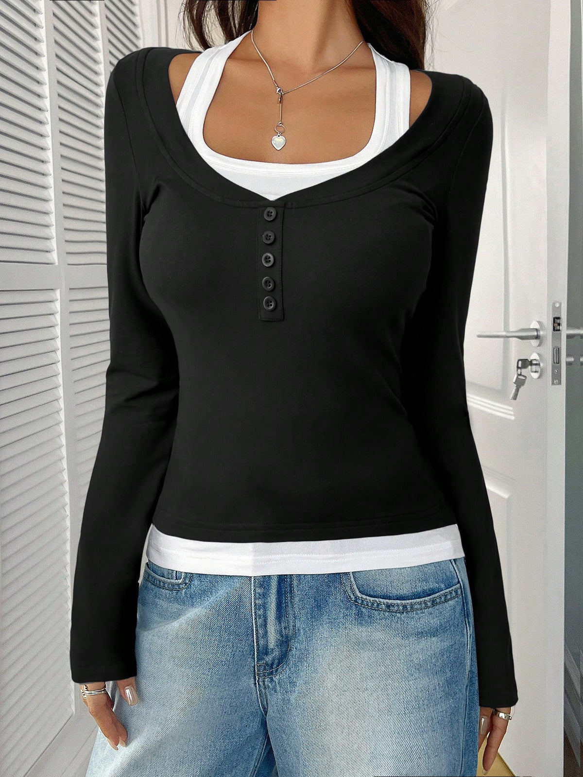 Women's Layered Color Block Henley Long Sleeve Fitted Top