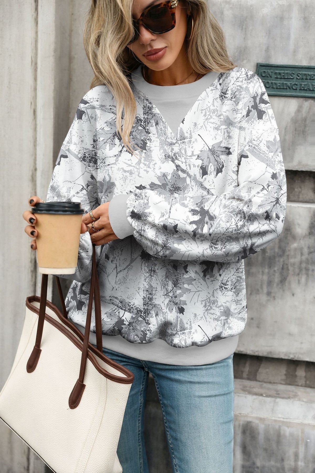 Women's Oversized Crewneck Camo Leaf Sweatshirt