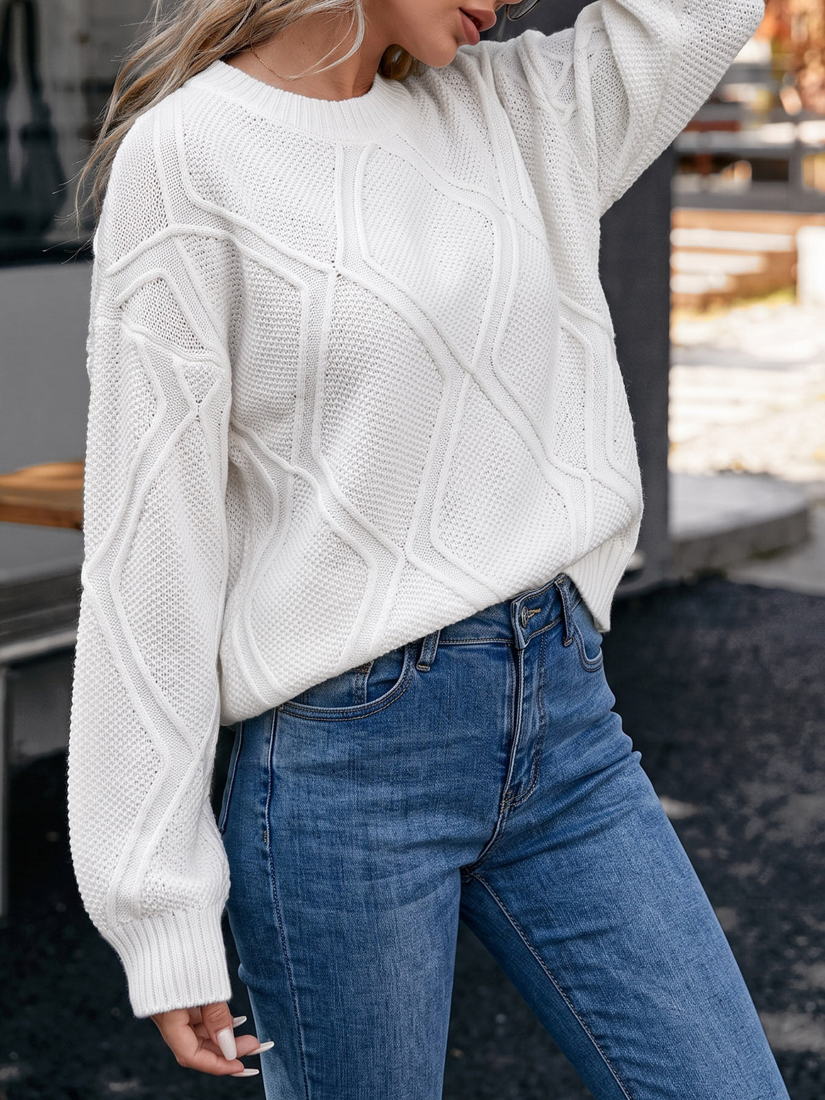 Women's Oversized Diamond Cable Knit Crew Neck Sweater