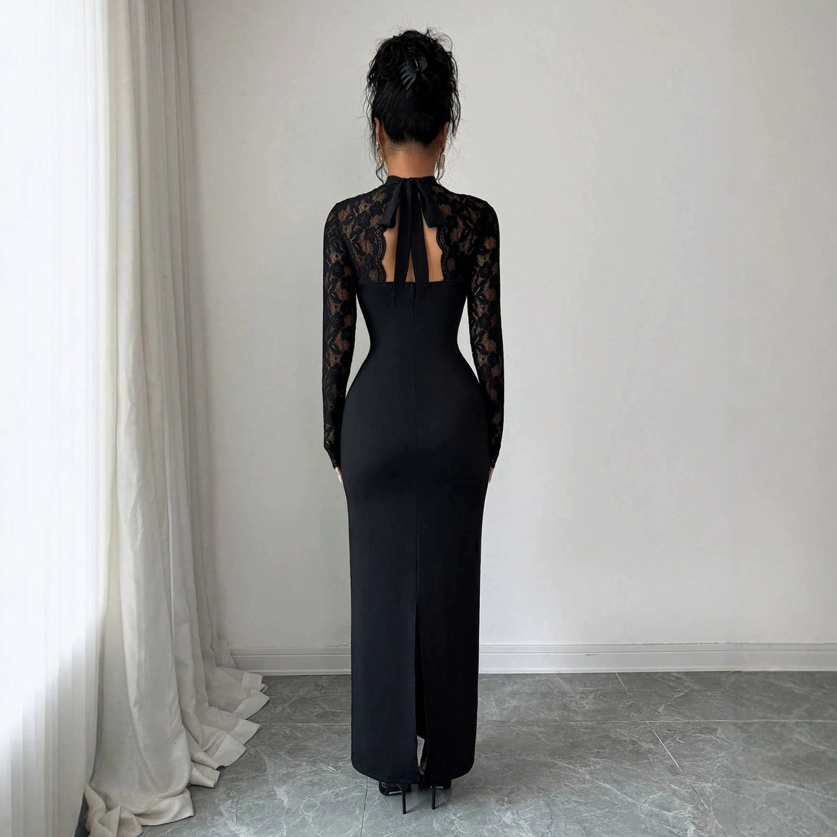 Women's Lace Sleeve Cutout Bodycon Maxi Dress